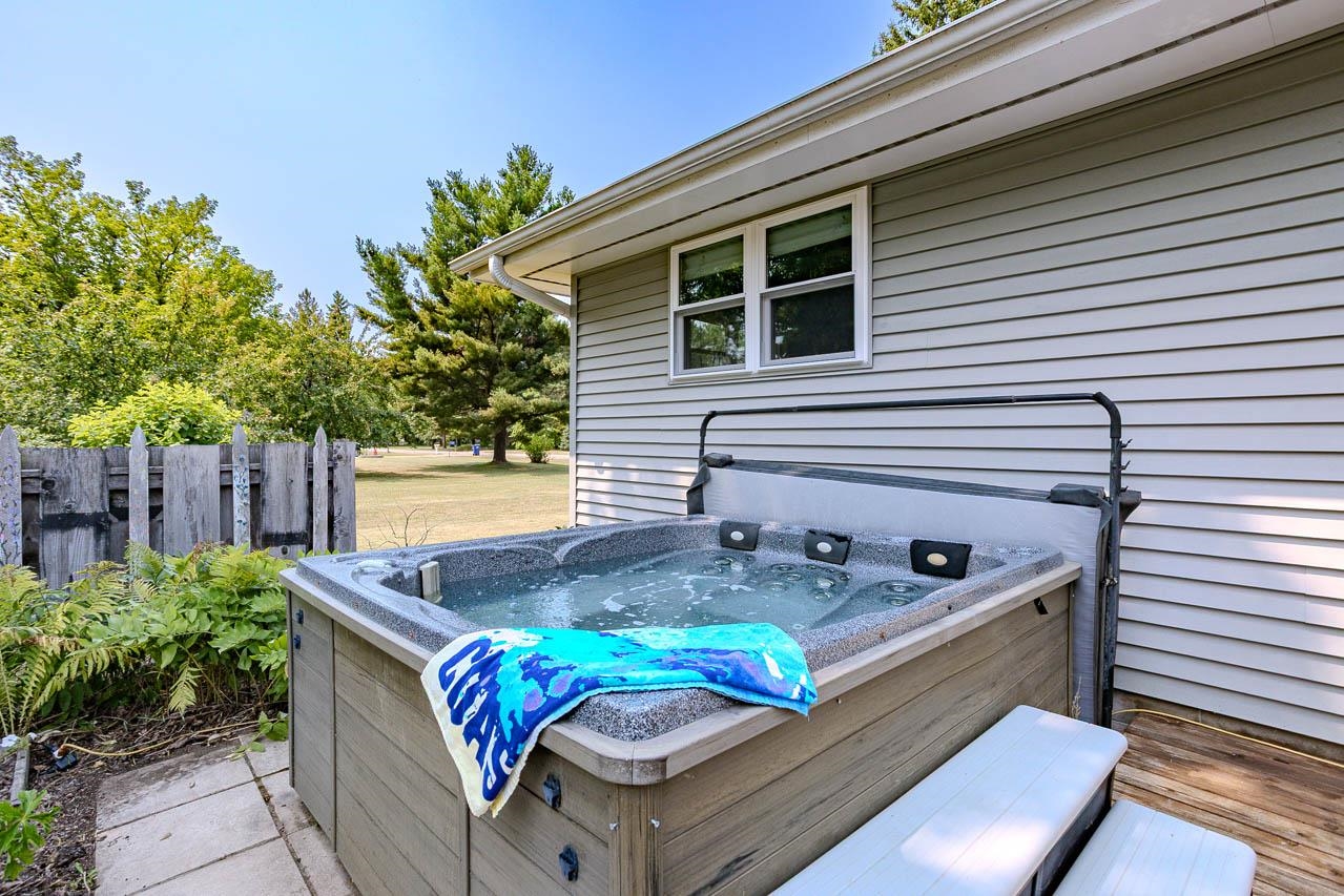 7611 CALLON AVENUE, Weston, Wisconsin 54476-9999, 3 Bedrooms Bedrooms, ,2 BathroomsBathrooms,Residential,For Sale,7611 CALLON AVENUE,22603617