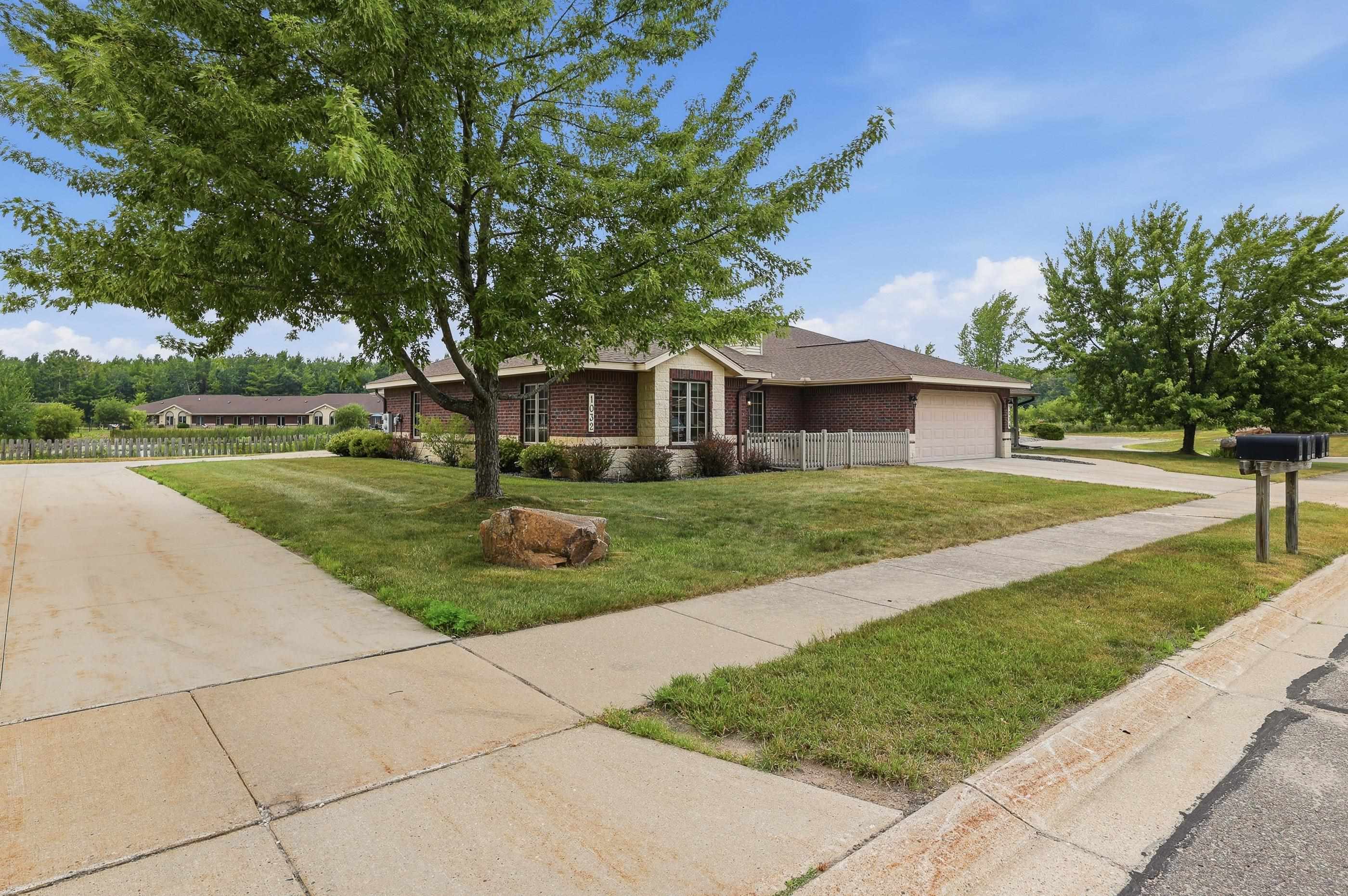 1032 JASMINE LANE, Stevens Point, Wisconsin 54482, 2 Bedrooms Bedrooms, ,2 BathroomsBathrooms,Residential,For Sale,1032 JASMINE LANE,22603625