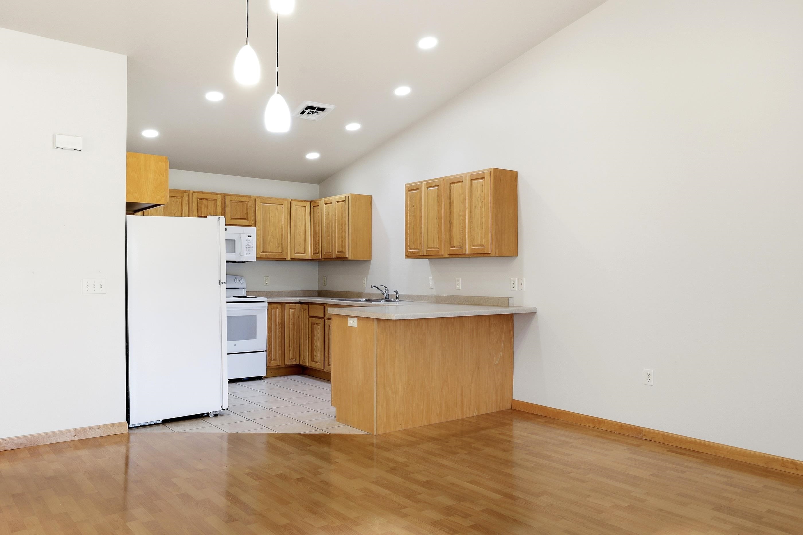 1032 JASMINE LANE, Stevens Point, Wisconsin 54482, 2 Bedrooms Bedrooms, ,2 BathroomsBathrooms,Residential,For Sale,1032 JASMINE LANE,22603625