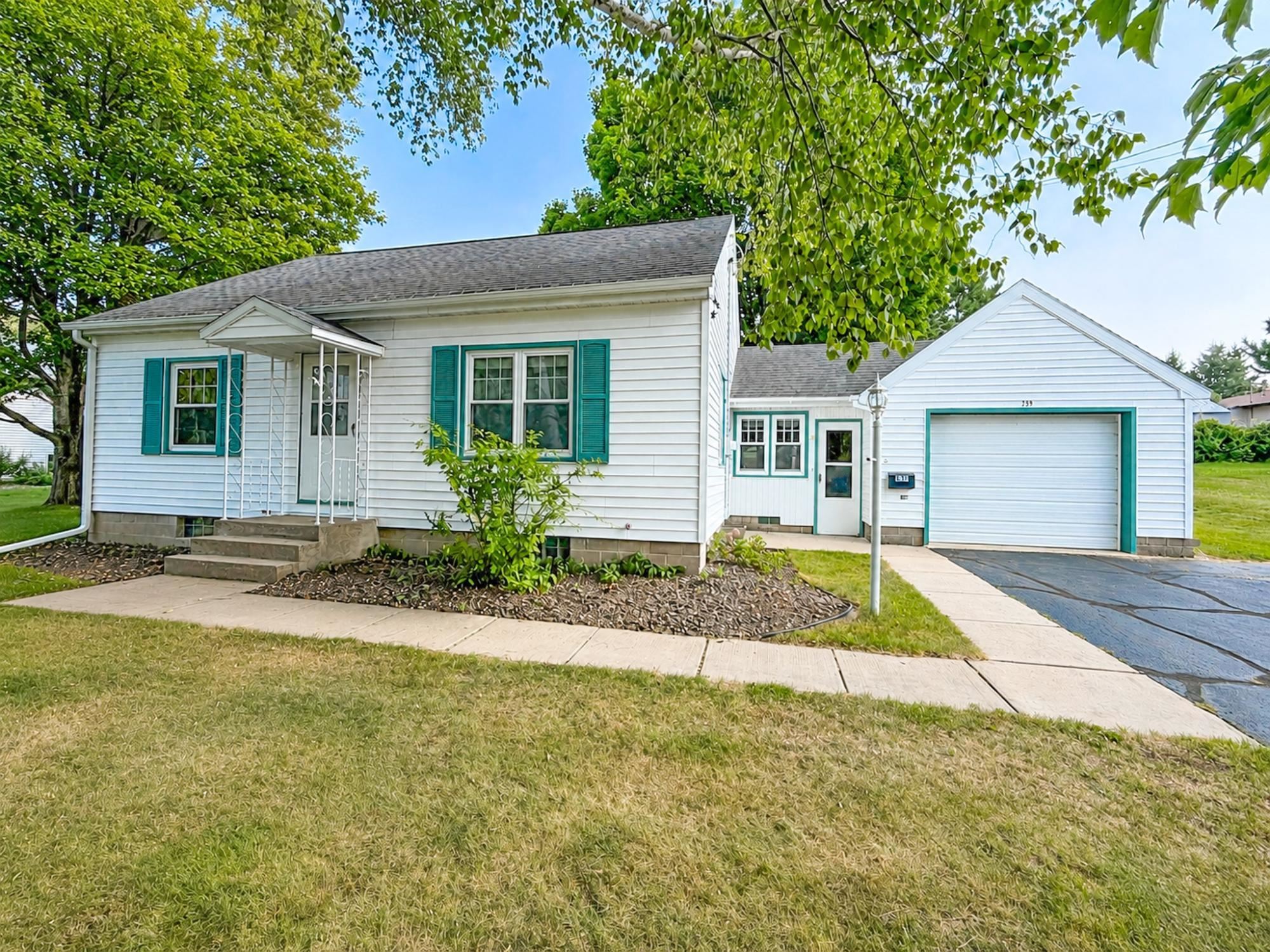 239 S 9TH STREET, Park Falls, Wisconsin 54552, 3 Bedrooms Bedrooms, ,2 BathroomsBathrooms,Residential,For Sale,239 S 9TH STREET,22603627