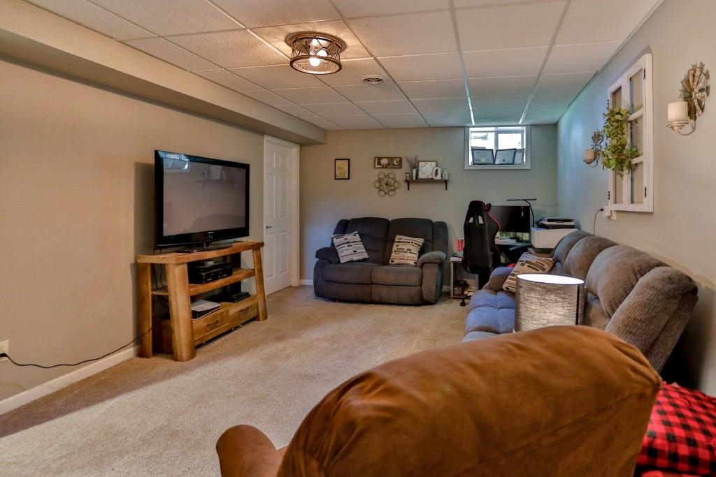 1001 CHESTNUT STREET, Marathon, Wisconsin 54448, 4 Bedrooms Bedrooms, ,3 BathroomsBathrooms,Residential,For Sale,1001 CHESTNUT STREET,22603628