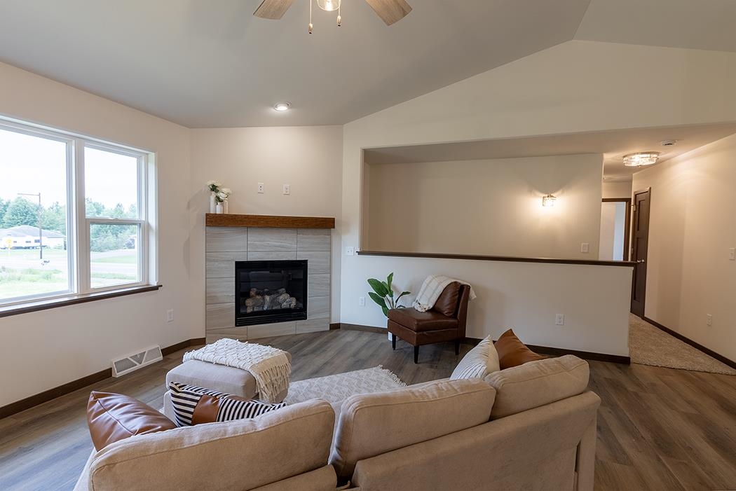 565 STILL WATERS LANE, Plover, Wisconsin 54467, 3 Bedrooms Bedrooms, ,2 BathroomsBathrooms,Residential,For Sale,565 STILL WATERS LANE,22603629