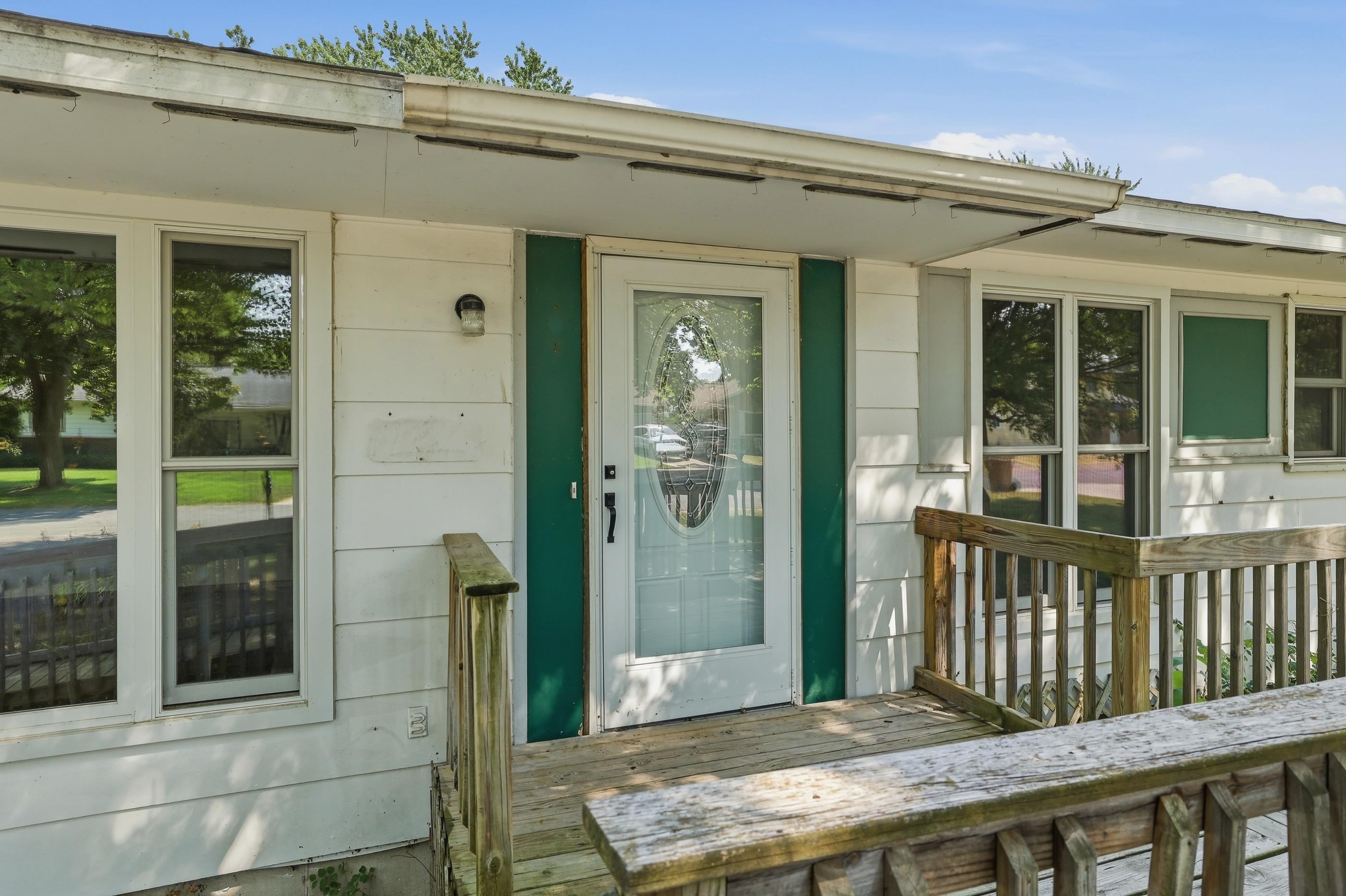 3279 LINDBERGH AVENUE, Stevens Point, Wisconsin 54481, 3 Bedrooms Bedrooms, ,2 BathroomsBathrooms,Residential,For Sale,3279 LINDBERGH AVENUE,22603637