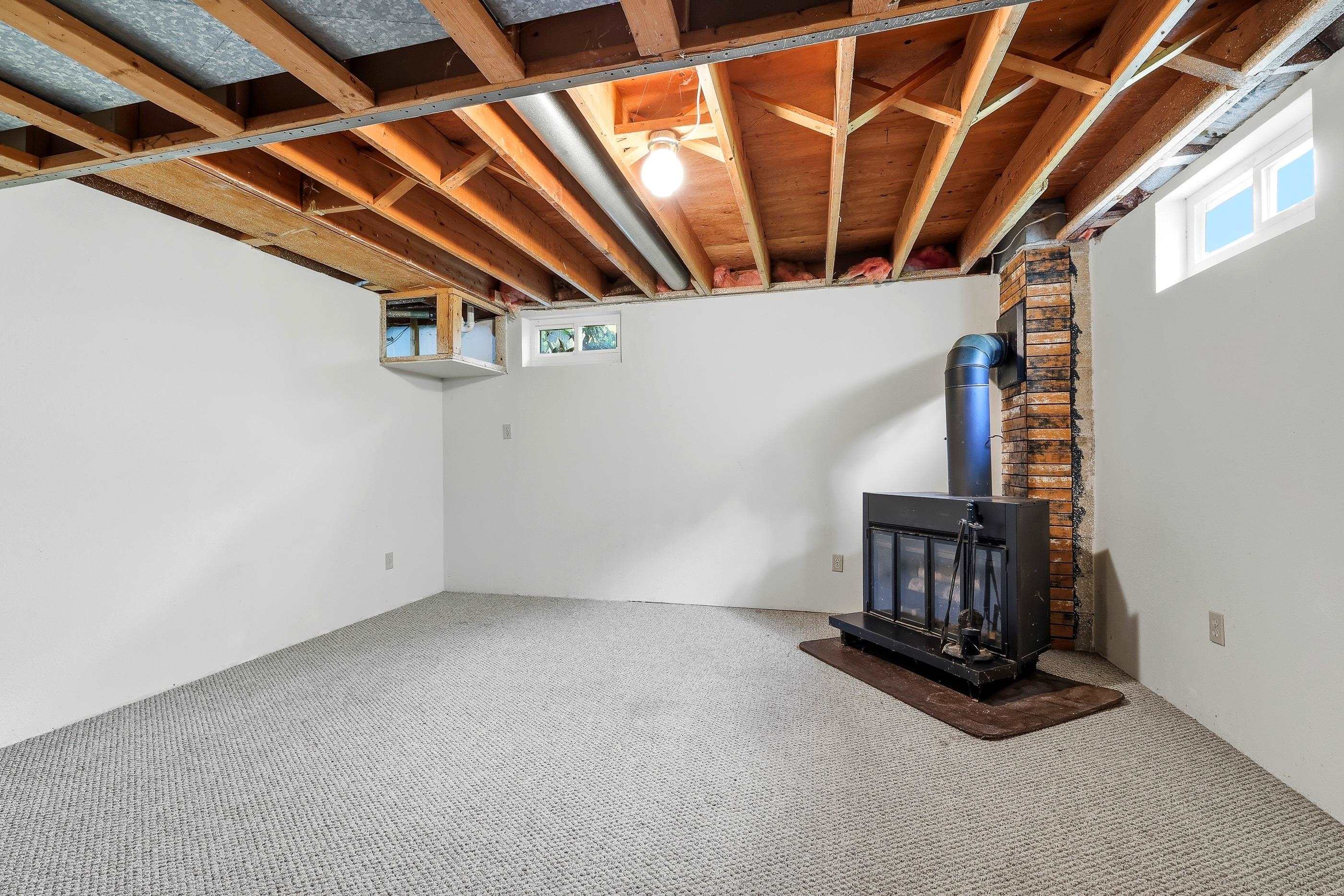 3279 LINDBERGH AVENUE, Stevens Point, Wisconsin 54481, 3 Bedrooms Bedrooms, ,2 BathroomsBathrooms,Residential,For Sale,3279 LINDBERGH AVENUE,22603637