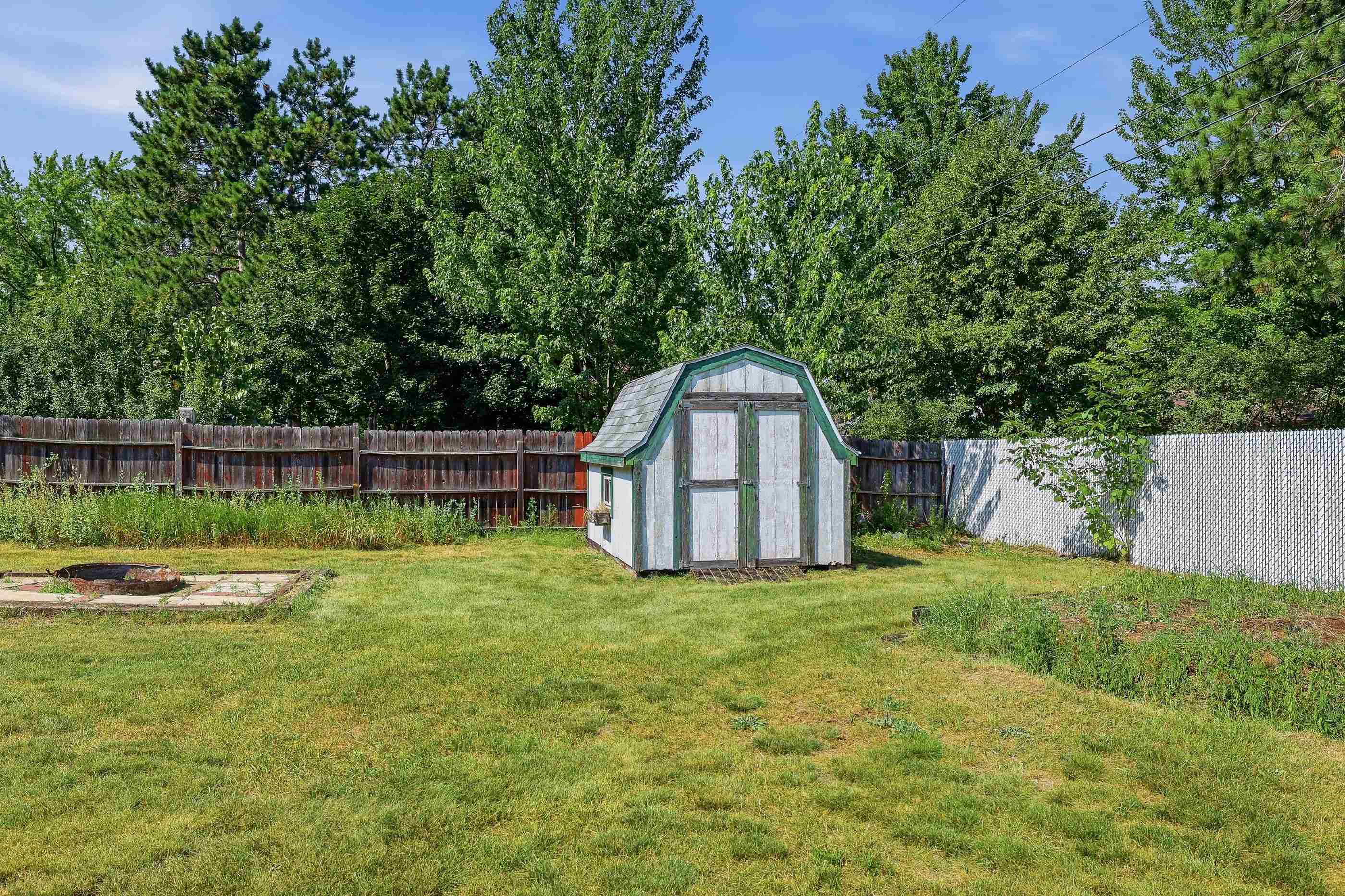 3279 LINDBERGH AVENUE, Stevens Point, Wisconsin 54481, 3 Bedrooms Bedrooms, ,2 BathroomsBathrooms,Residential,For Sale,3279 LINDBERGH AVENUE,22603637