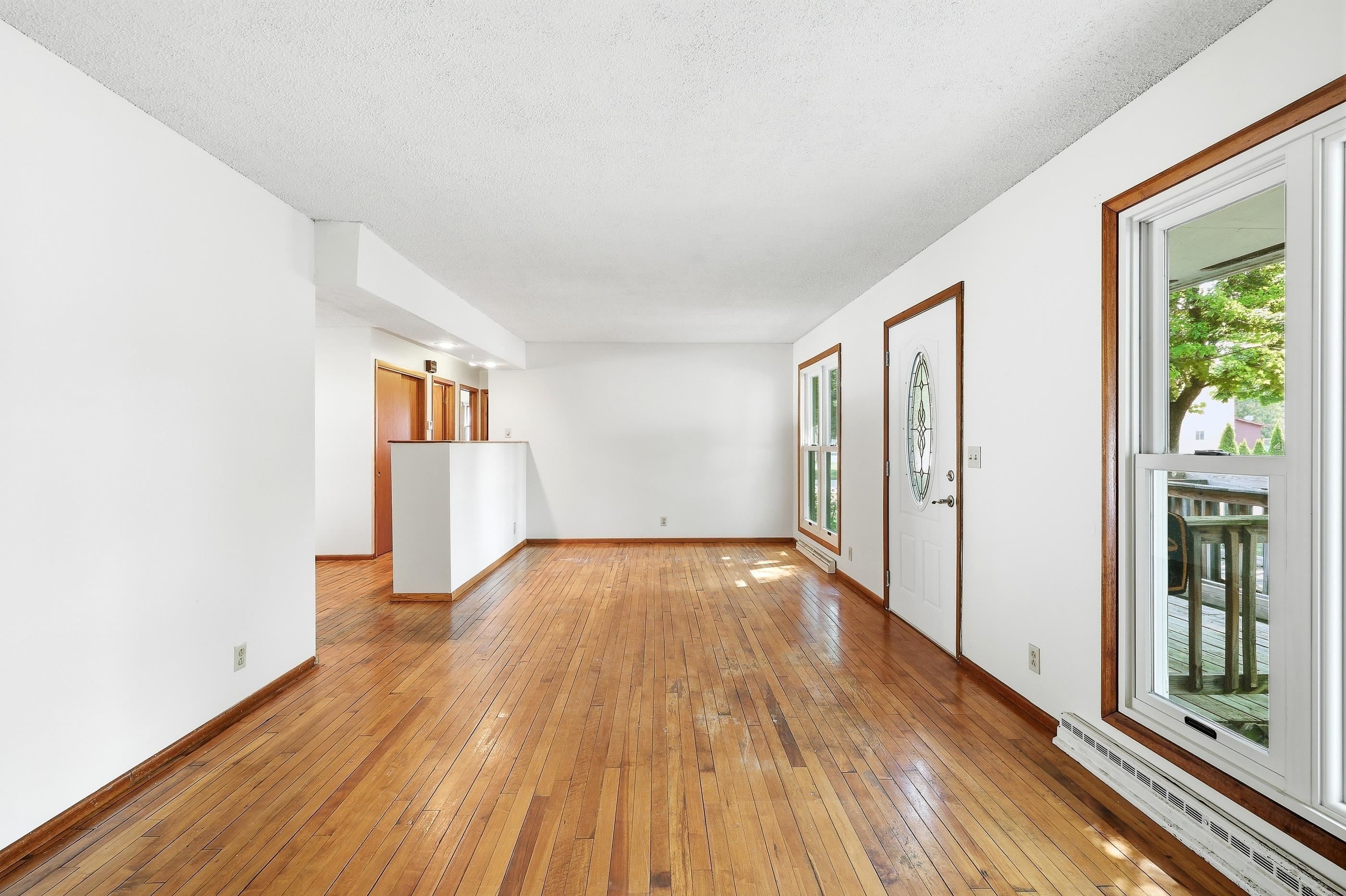 3279 LINDBERGH AVENUE, Stevens Point, Wisconsin 54481, 3 Bedrooms Bedrooms, ,2 BathroomsBathrooms,Residential,For Sale,3279 LINDBERGH AVENUE,22603637