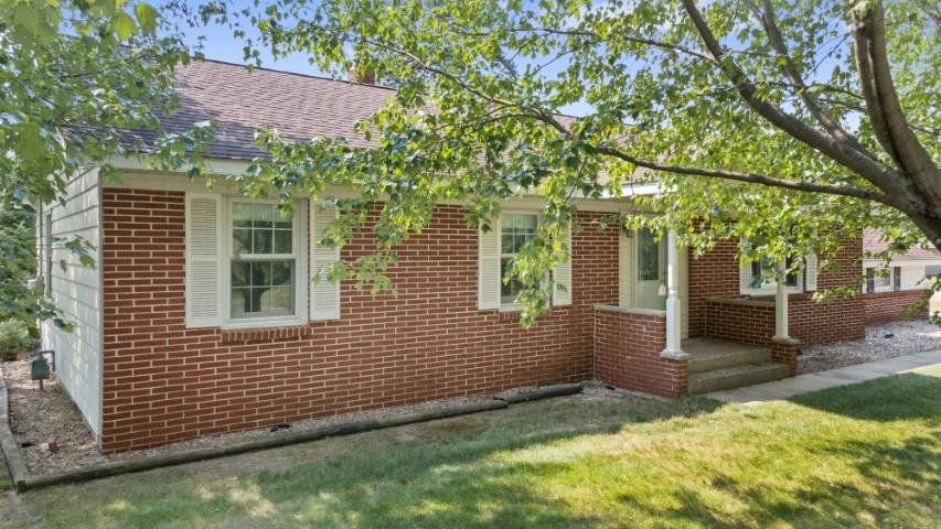 2301 STRANGE STREET, Stevens Point, Wisconsin 54481, 3 Bedrooms Bedrooms, ,1 BathroomBathrooms,Residential,For Sale,2301 STRANGE STREET,22603638