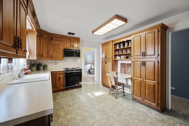 2301 STRANGE STREET, Stevens Point, Wisconsin 54481, 3 Bedrooms Bedrooms, ,1 BathroomBathrooms,Residential,For Sale,2301 STRANGE STREET,22603638