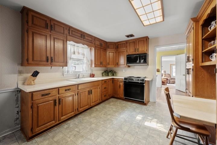 2301 STRANGE STREET, Stevens Point, Wisconsin 54481, 3 Bedrooms Bedrooms, ,1 BathroomBathrooms,Residential,For Sale,2301 STRANGE STREET,22603638