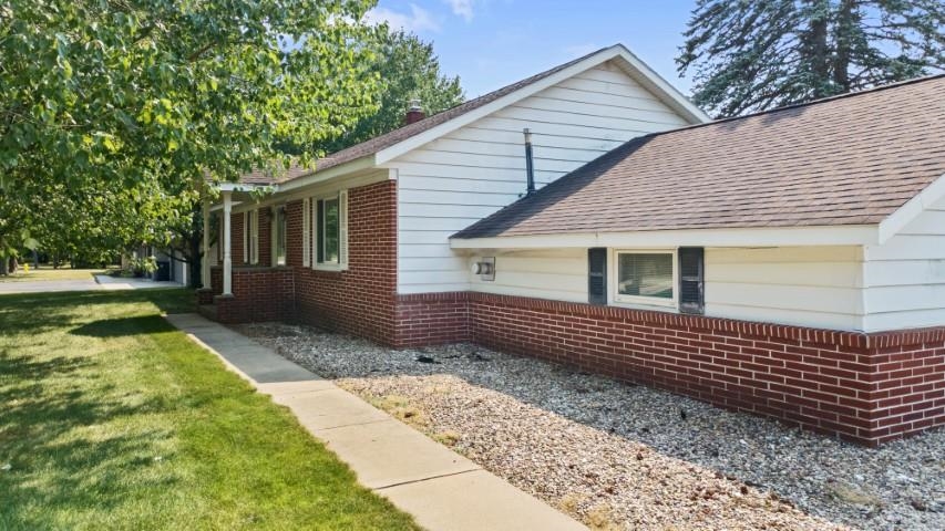 2301 STRANGE STREET, Stevens Point, Wisconsin 54481, 3 Bedrooms Bedrooms, ,1 BathroomBathrooms,Residential,For Sale,2301 STRANGE STREET,22603638