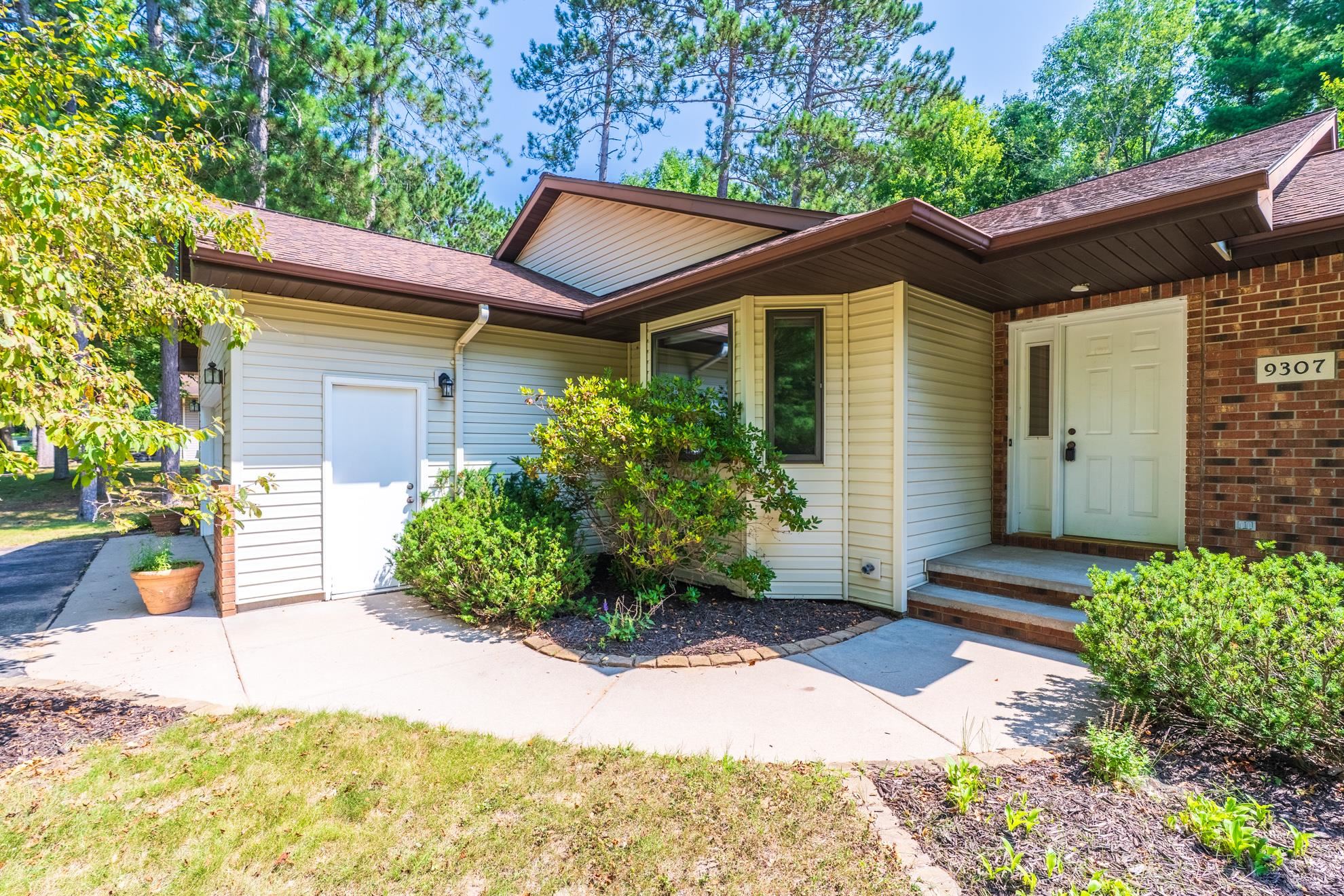 9307 CEDAR PARK STREET, Rothschild, Wisconsin 54474, 4 Bedrooms Bedrooms, ,3 BathroomsBathrooms,Residential,For Sale,9307 CEDAR PARK STREET,22603642