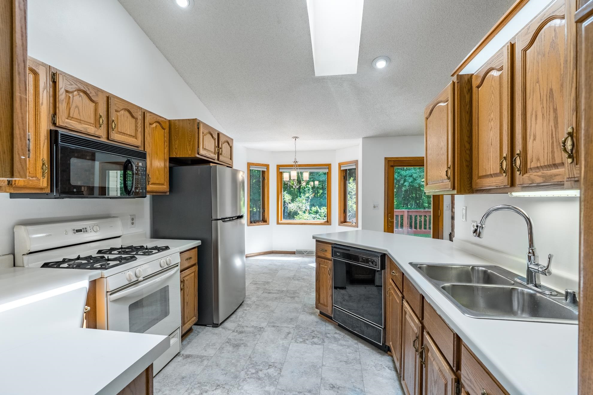9307 CEDAR PARK STREET, Rothschild, Wisconsin 54474, 4 Bedrooms Bedrooms, ,3 BathroomsBathrooms,Residential,For Sale,9307 CEDAR PARK STREET,22603642