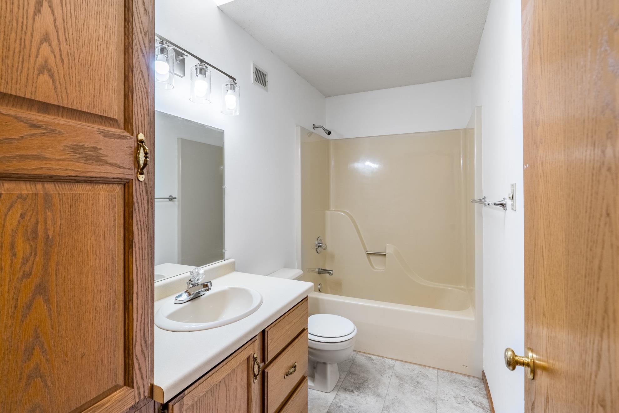 9307 CEDAR PARK STREET, Rothschild, Wisconsin 54474, 4 Bedrooms Bedrooms, ,3 BathroomsBathrooms,Residential,For Sale,9307 CEDAR PARK STREET,22603642