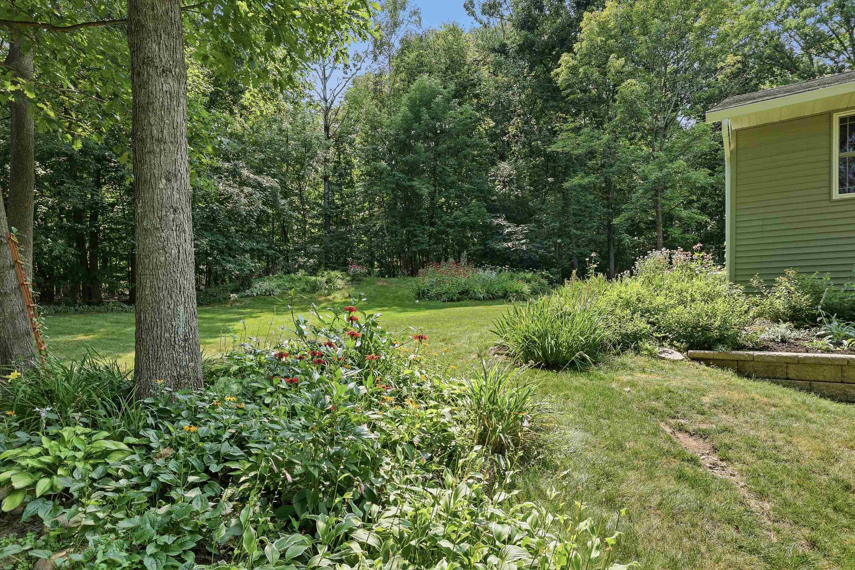 142239 MONTVALE COURT, Mosinee, Wisconsin 54455, 4 Bedrooms Bedrooms, ,3 BathroomsBathrooms,Residential,For Sale,142239 MONTVALE COURT,22603646