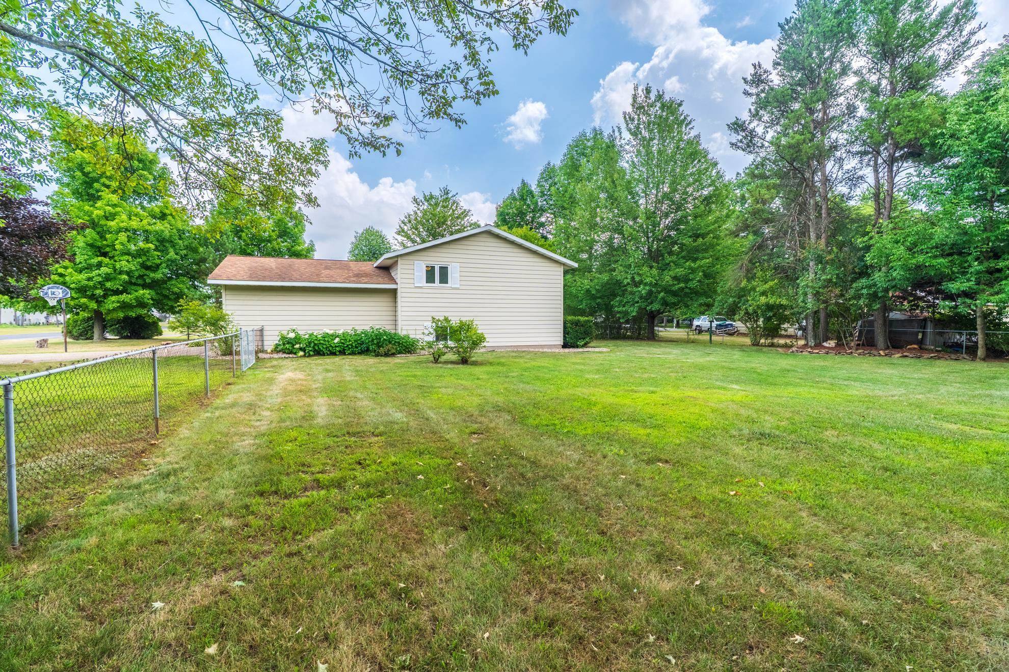 1863 EVA ROAD, Kronenwetter, Wisconsin 54455, 3 Bedrooms Bedrooms, ,2 BathroomsBathrooms,Residential,For Sale,1863 EVA ROAD,22603650