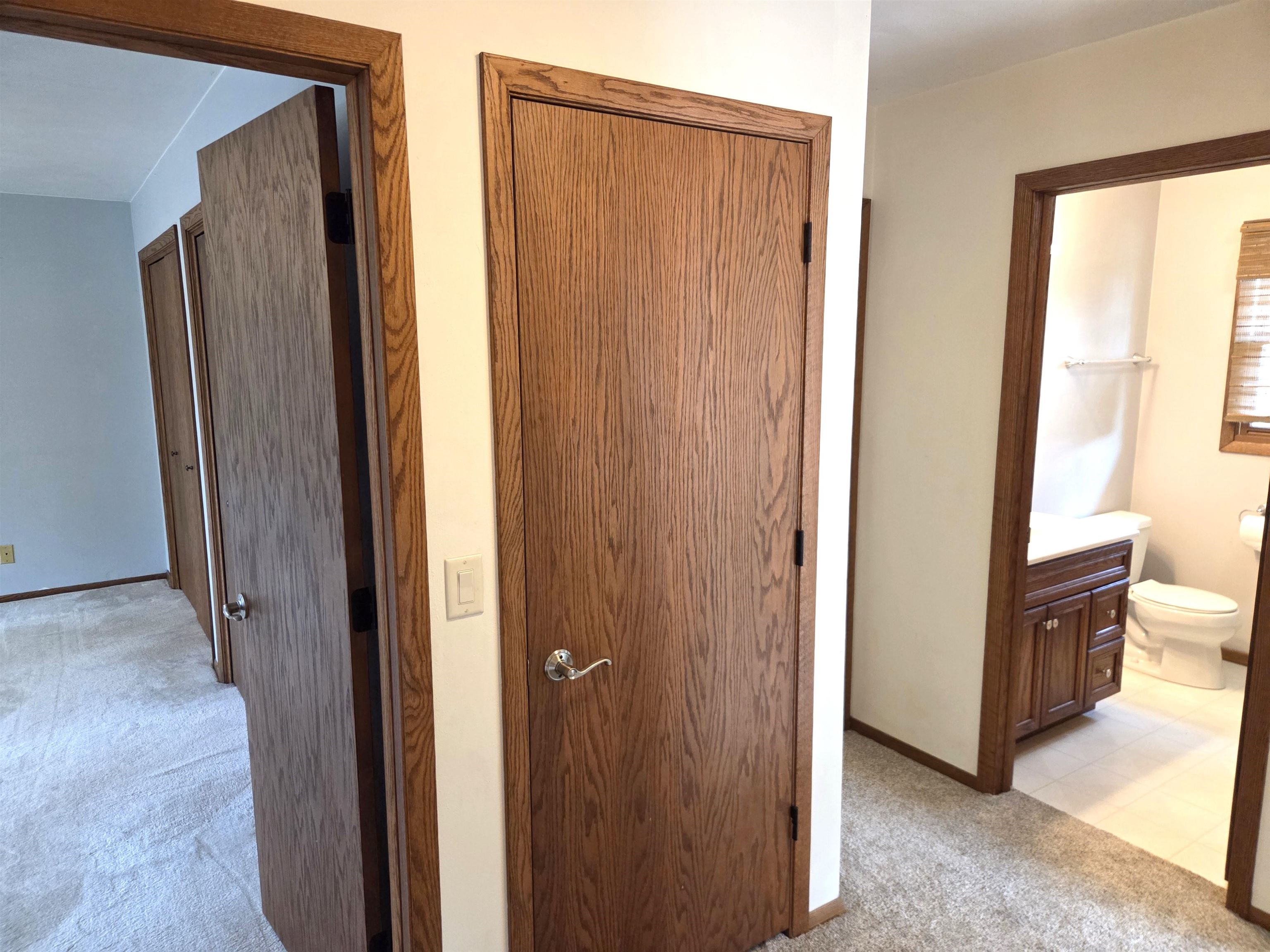 1020 W BLODGETT STREET, Marshfield, Wisconsin 54449, 4 Bedrooms Bedrooms, ,3 BathroomsBathrooms,Residential,For Sale,1020 W BLODGETT STREET,22603656