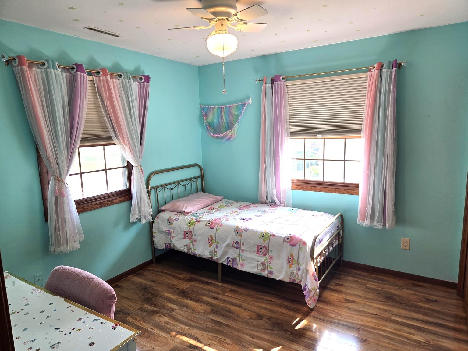 1020 W BLODGETT STREET, Marshfield, Wisconsin 54449, 4 Bedrooms Bedrooms, ,3 BathroomsBathrooms,Residential,For Sale,1020 W BLODGETT STREET,22603656