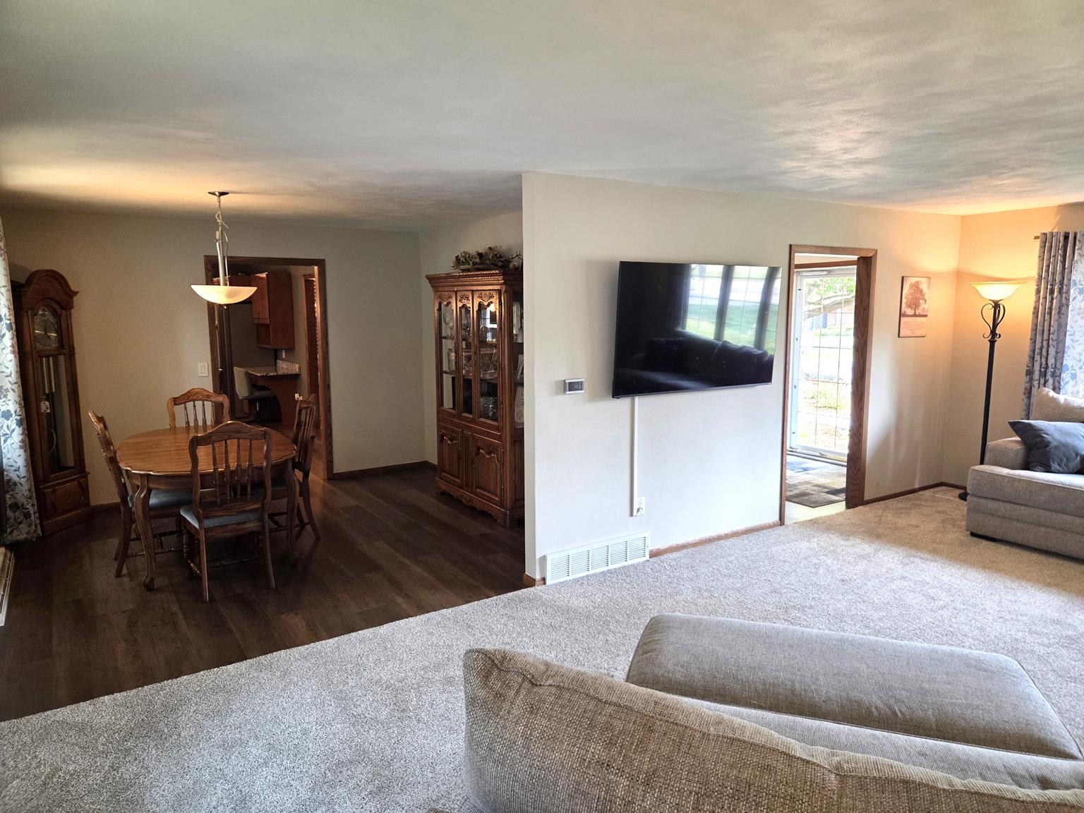 1020 W BLODGETT STREET, Marshfield, Wisconsin 54449, 4 Bedrooms Bedrooms, ,3 BathroomsBathrooms,Residential,For Sale,1020 W BLODGETT STREET,22603656