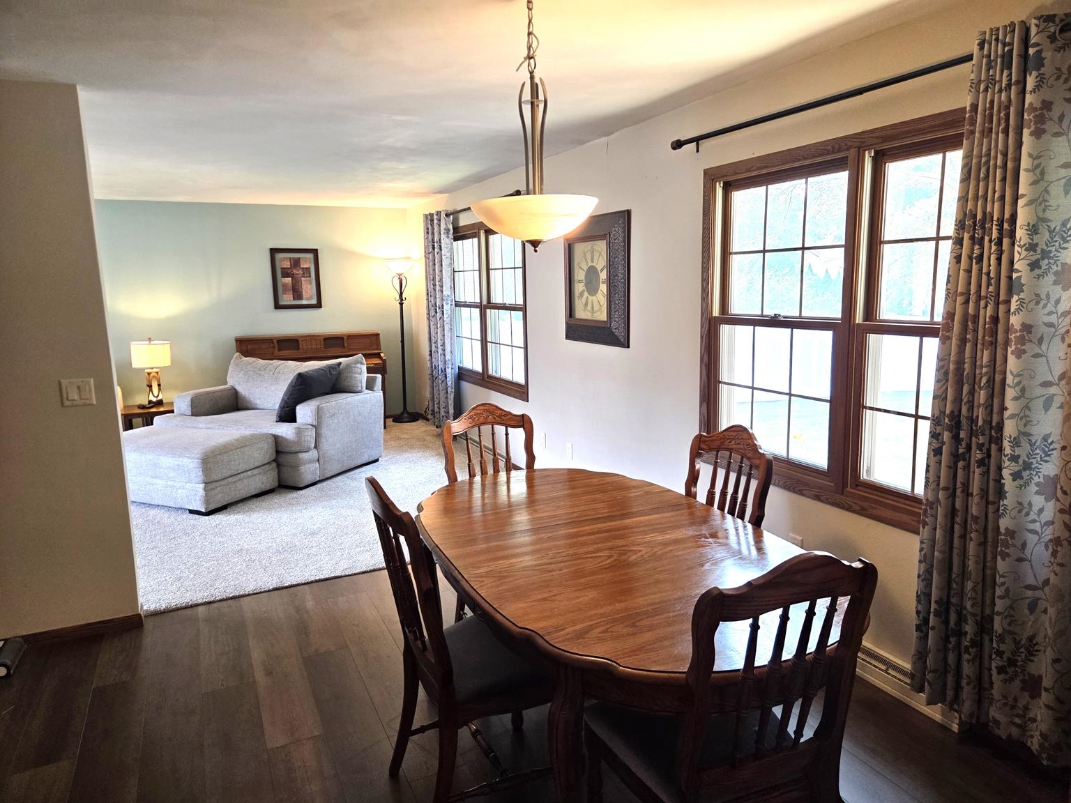1020 W BLODGETT STREET, Marshfield, Wisconsin 54449, 4 Bedrooms Bedrooms, ,3 BathroomsBathrooms,Residential,For Sale,1020 W BLODGETT STREET,22603656