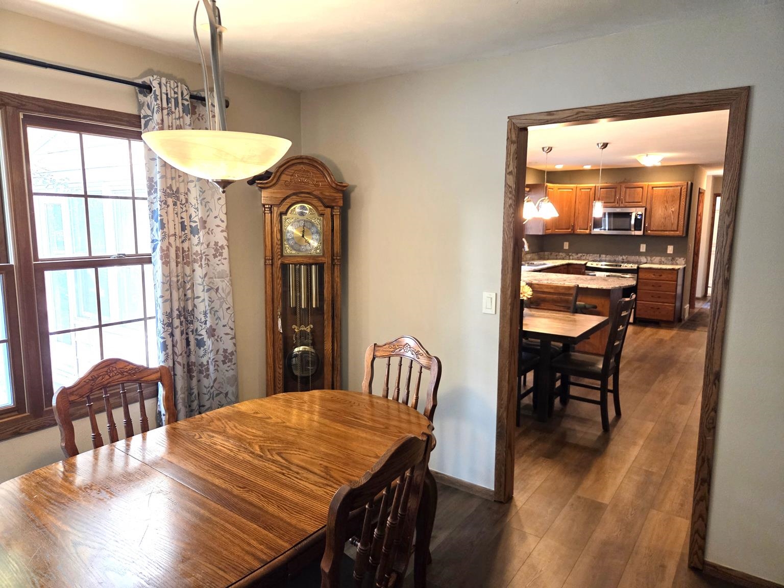 1020 W BLODGETT STREET, Marshfield, Wisconsin 54449, 4 Bedrooms Bedrooms, ,3 BathroomsBathrooms,Residential,For Sale,1020 W BLODGETT STREET,22603656