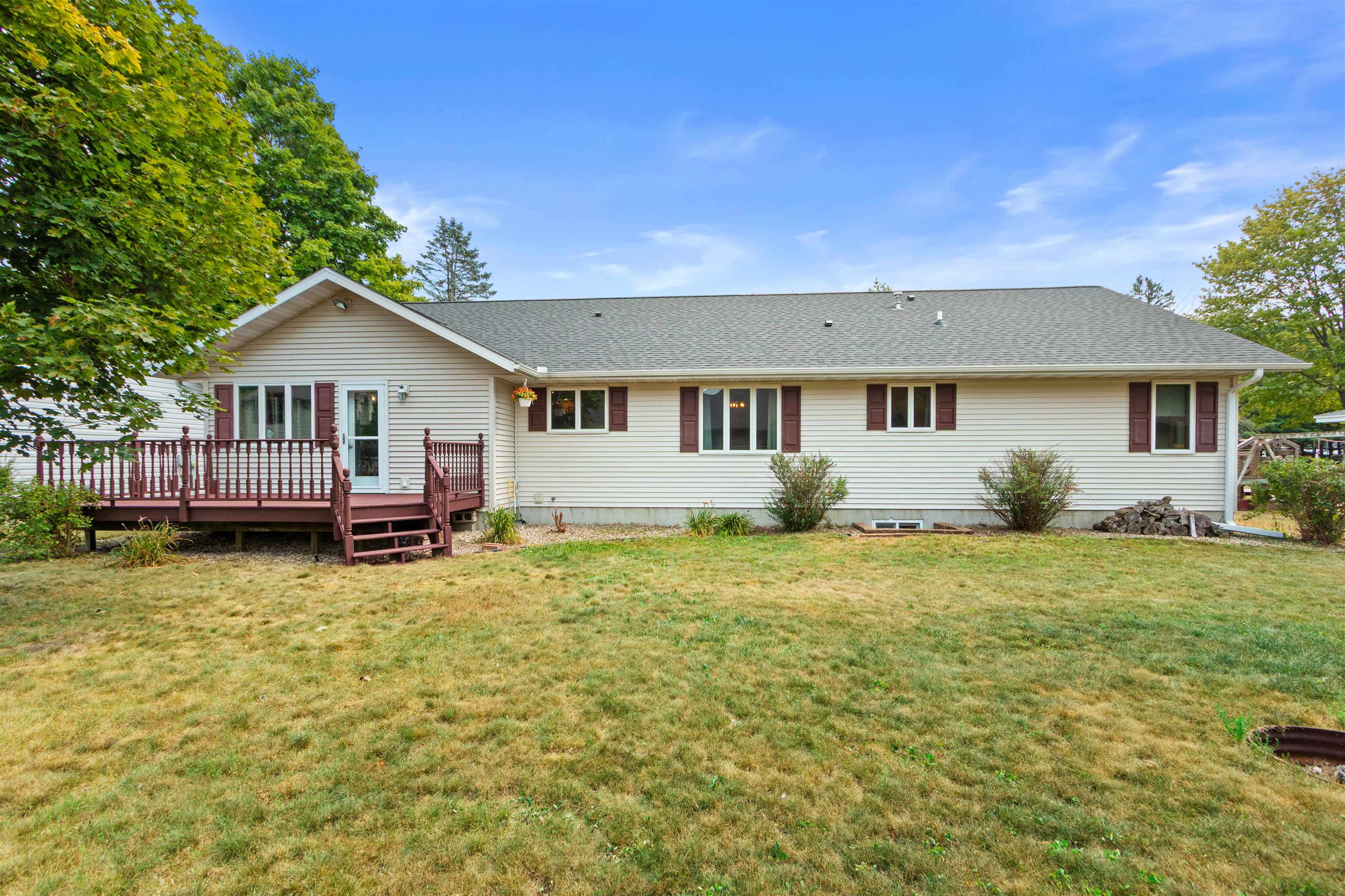 1220 20TH PLACE, Wisconsin Rapids, Wisconsin 54494, 3 Bedrooms Bedrooms, ,3 BathroomsBathrooms,Residential,For Sale,1220 20TH PLACE,22603657