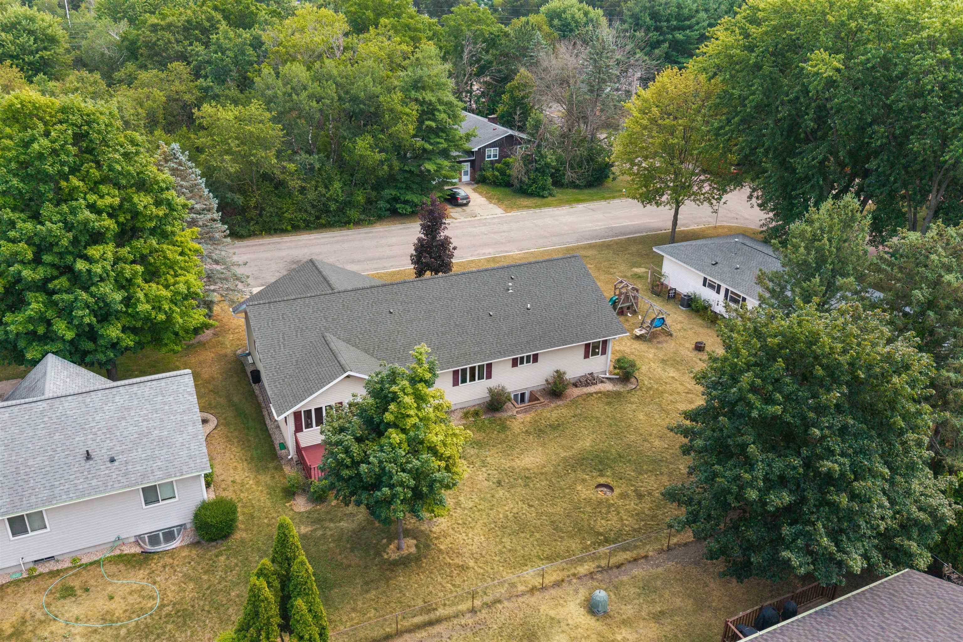 1220 20TH PLACE, Wisconsin Rapids, Wisconsin 54494, 3 Bedrooms Bedrooms, ,3 BathroomsBathrooms,Residential,For Sale,1220 20TH PLACE,22603657