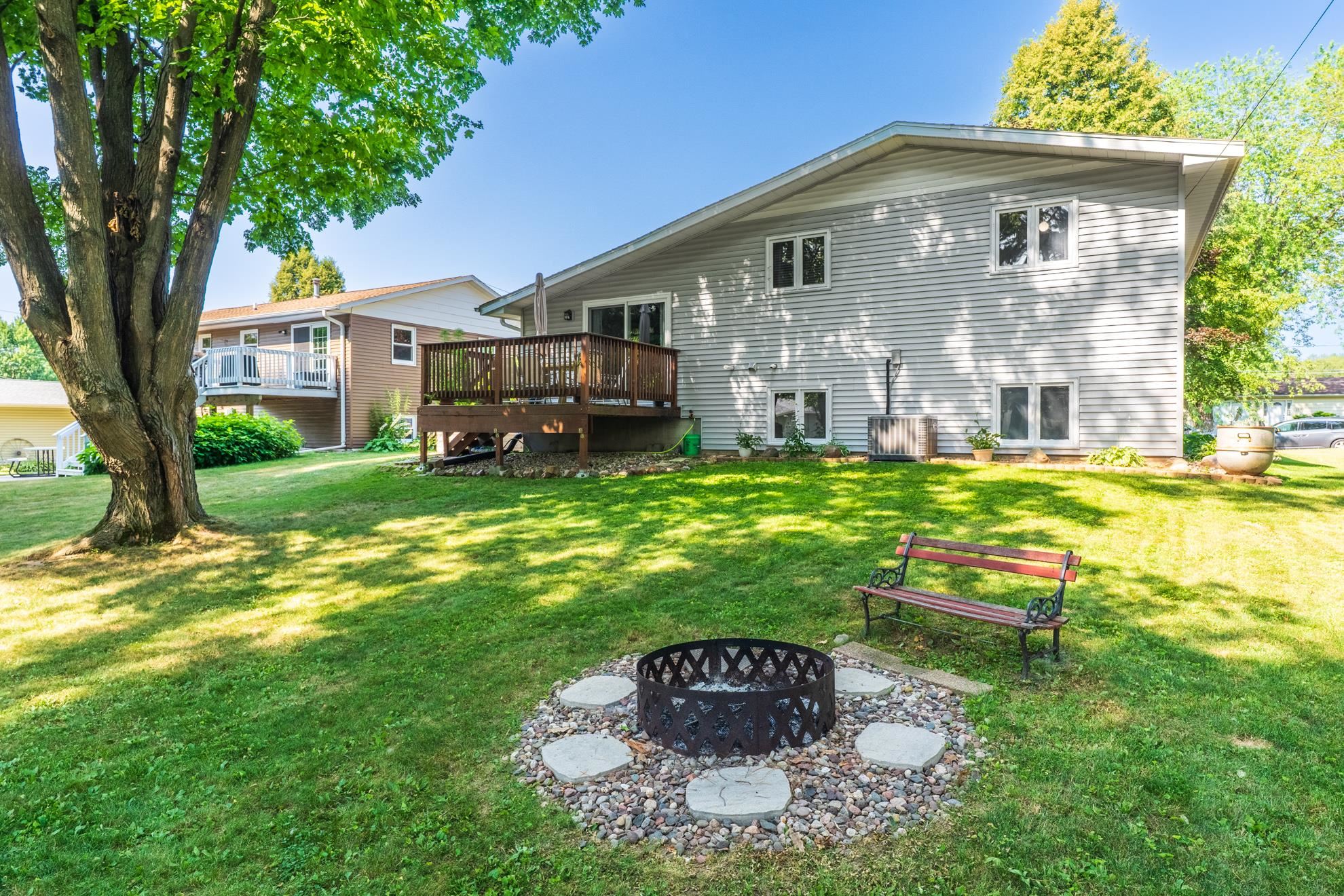1431 N 14TH AVENUE, Wausau, Wisconsin 54401, 4 Bedrooms Bedrooms, ,1 BathroomBathrooms,Residential,For Sale,1431 N 14TH AVENUE,22603665