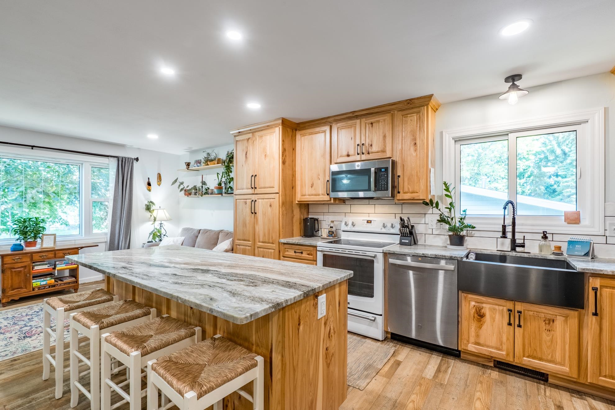 1431 N 14TH AVENUE, Wausau, Wisconsin 54401, 4 Bedrooms Bedrooms, ,1 BathroomBathrooms,Residential,For Sale,1431 N 14TH AVENUE,22603665