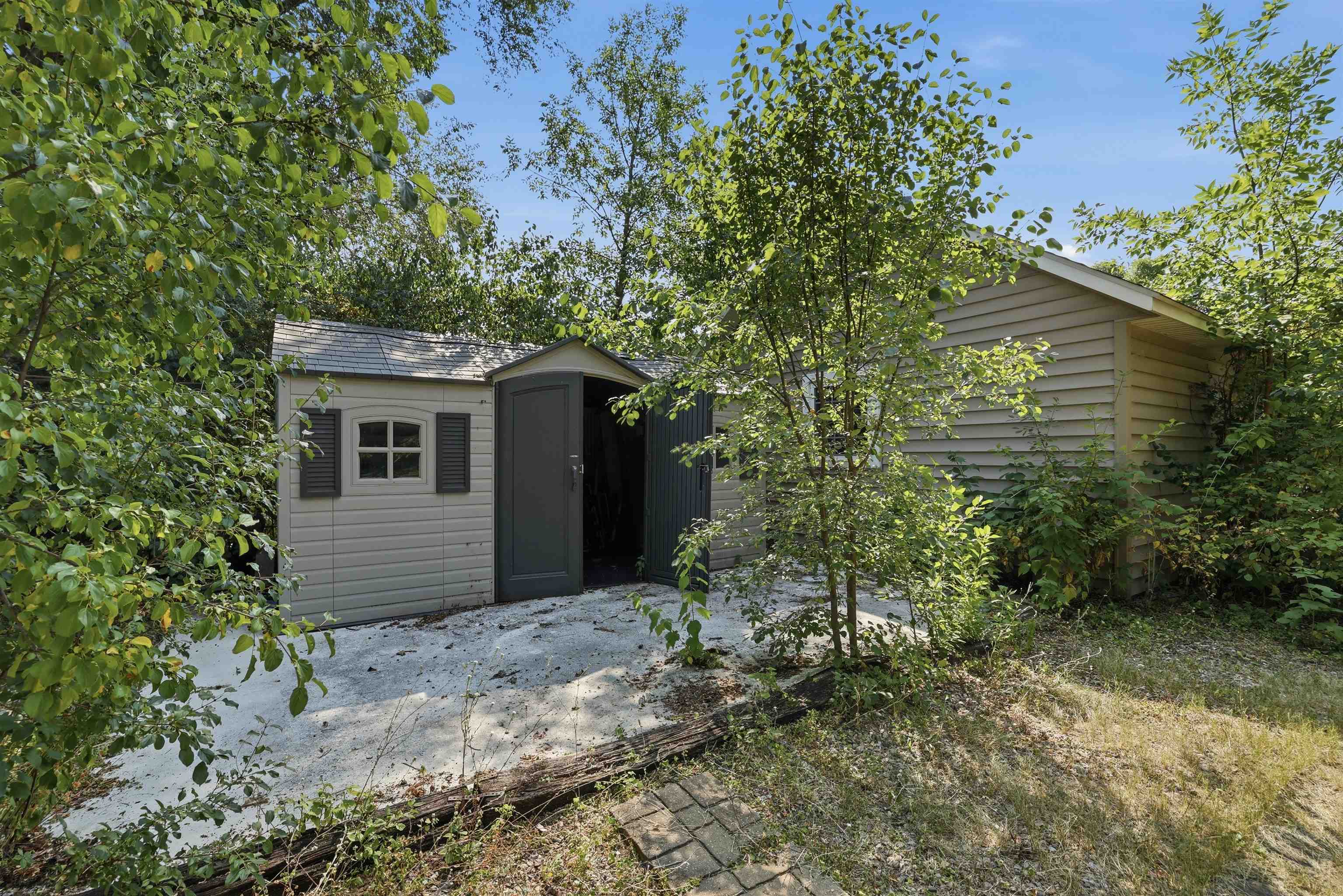 2324 CLARK STREET, Stevens Point, Wisconsin 54481, 4 Bedrooms Bedrooms, ,1 BathroomBathrooms,Residential,For Sale,2324 CLARK STREET,22603666