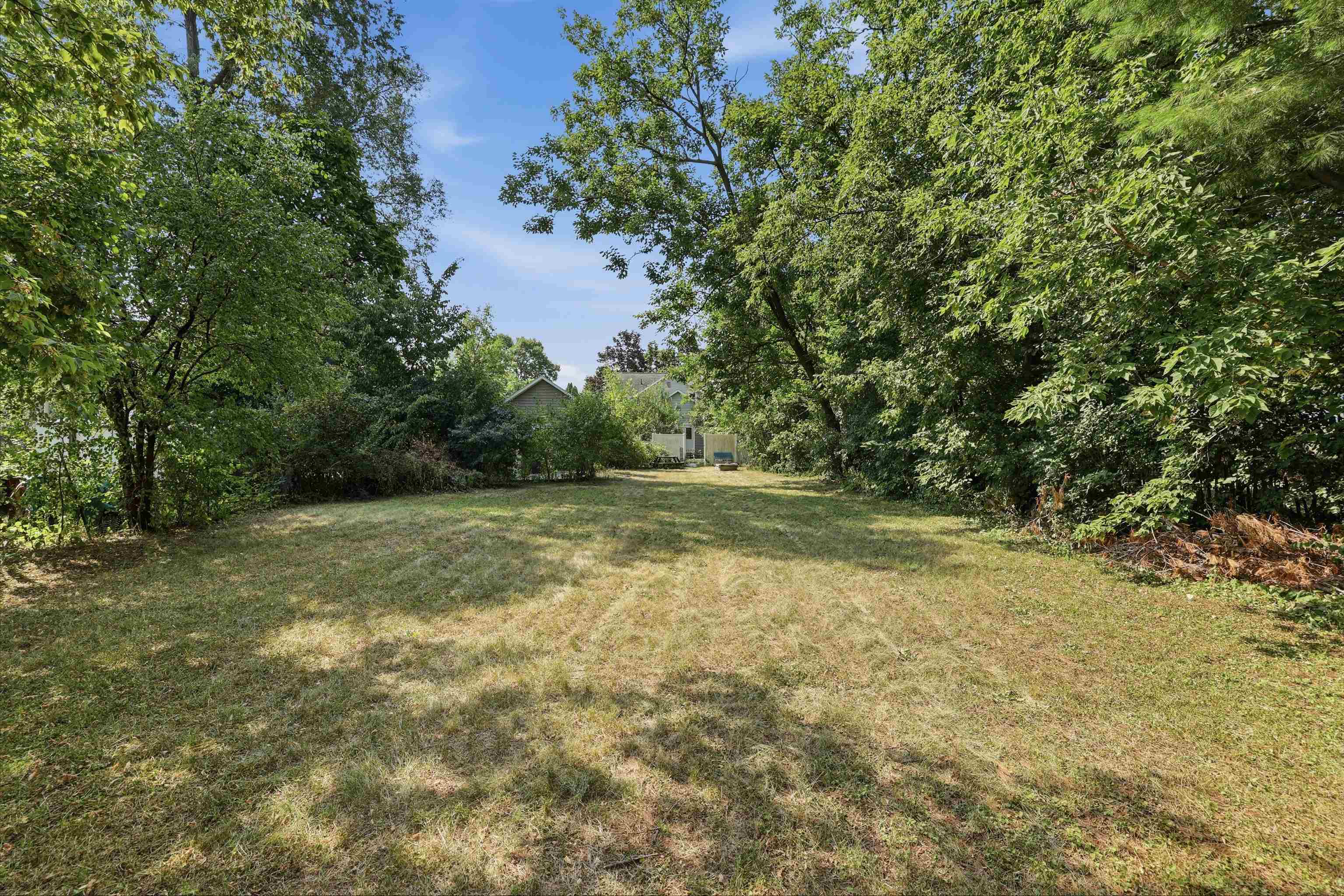 2324 CLARK STREET, Stevens Point, Wisconsin 54481, 4 Bedrooms Bedrooms, ,1 BathroomBathrooms,Residential,For Sale,2324 CLARK STREET,22603666