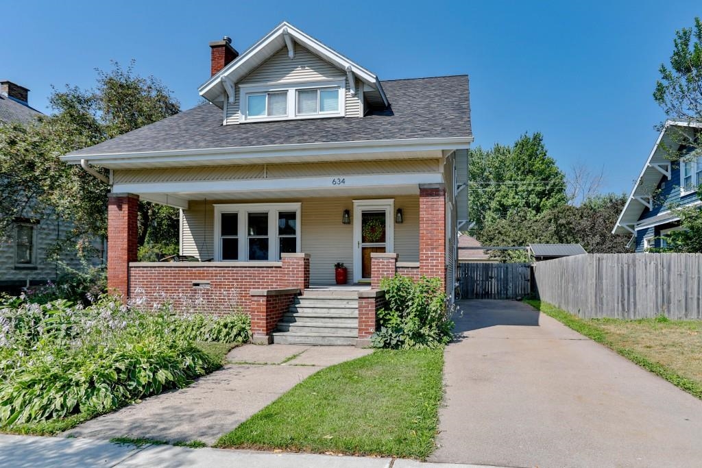 634 S 5TH AVENUE, Wausau, Wisconsin 54401, 3 Bedrooms Bedrooms, ,1 BathroomBathrooms,Residential,For Sale,634 S 5TH AVENUE,22603668