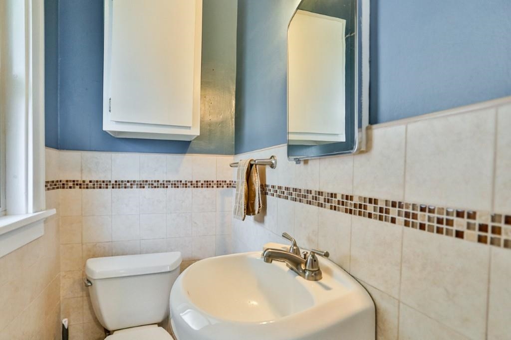 634 S 5TH AVENUE, Wausau, Wisconsin 54401, 3 Bedrooms Bedrooms, ,1 BathroomBathrooms,Residential,For Sale,634 S 5TH AVENUE,22603668