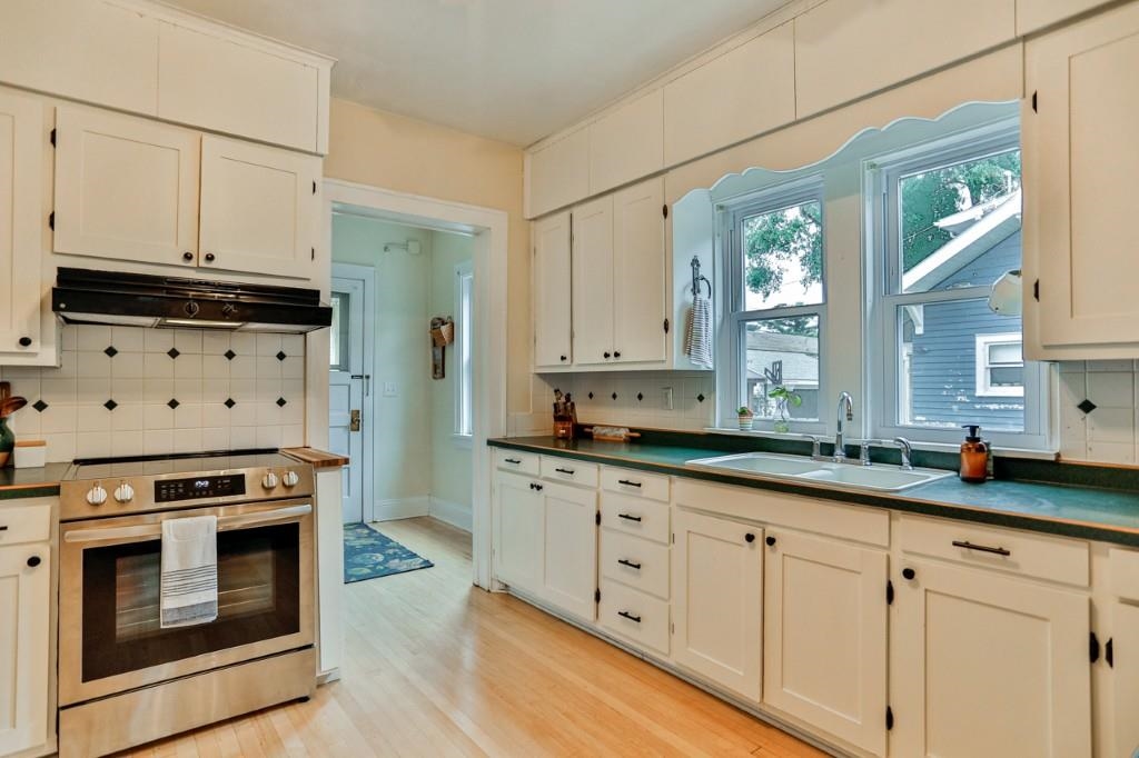 634 S 5TH AVENUE, Wausau, Wisconsin 54401, 3 Bedrooms Bedrooms, ,1 BathroomBathrooms,Residential,For Sale,634 S 5TH AVENUE,22603668