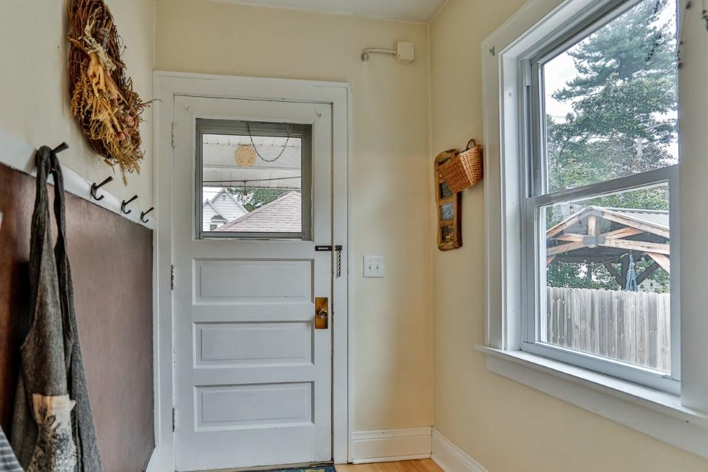 634 S 5TH AVENUE, Wausau, Wisconsin 54401, 3 Bedrooms Bedrooms, ,1 BathroomBathrooms,Residential,For Sale,634 S 5TH AVENUE,22603668