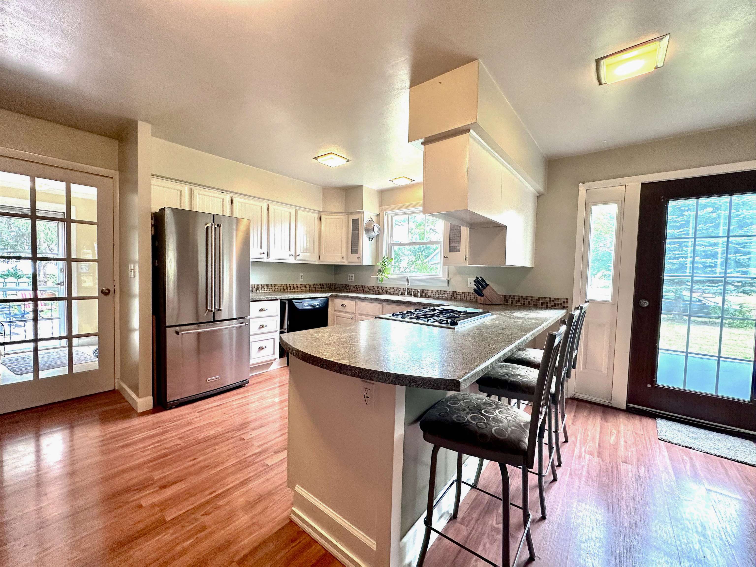 404 BRUCE STREET, New London, Wisconsin 54961, 3 Bedrooms Bedrooms, ,2 BathroomsBathrooms,Residential,For Sale,404 BRUCE STREET,22603674