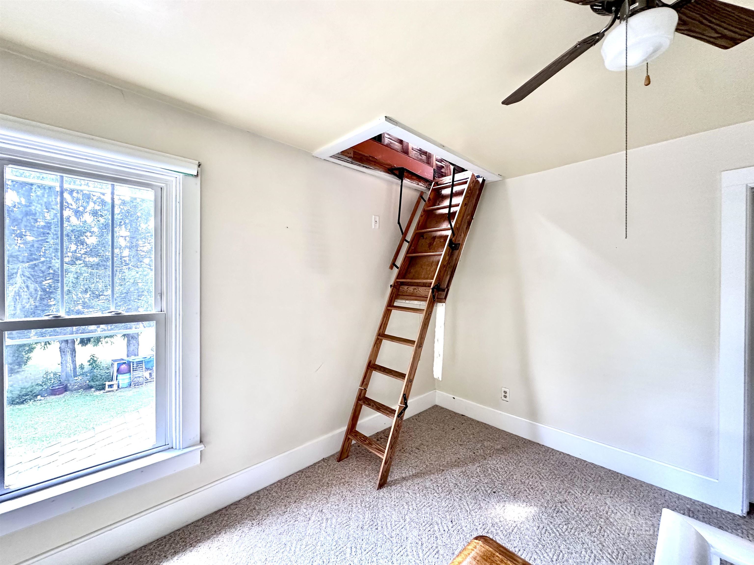 404 BRUCE STREET, New London, Wisconsin 54961, 3 Bedrooms Bedrooms, ,2 BathroomsBathrooms,Residential,For Sale,404 BRUCE STREET,22603674