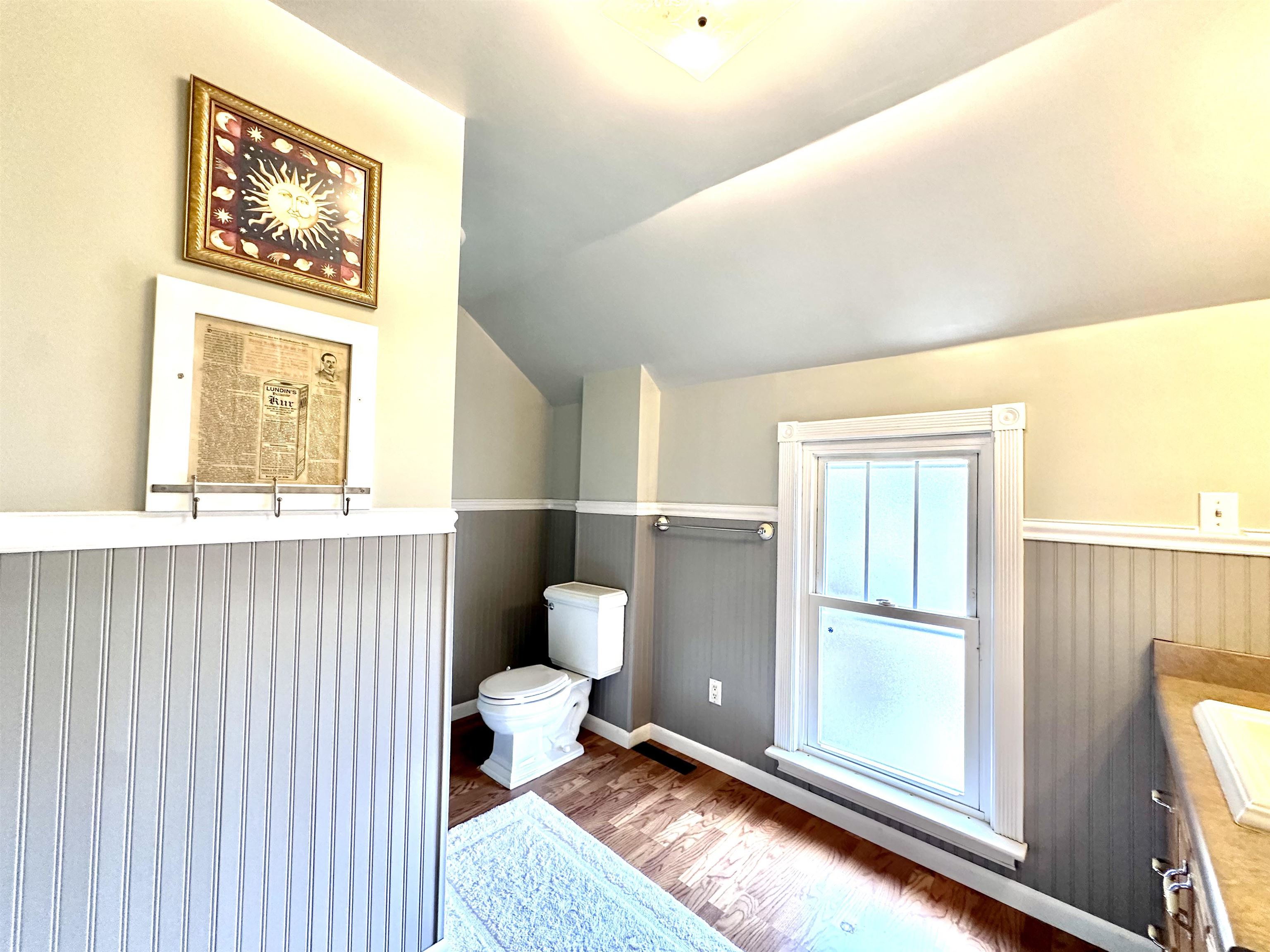 404 BRUCE STREET, New London, Wisconsin 54961, 3 Bedrooms Bedrooms, ,2 BathroomsBathrooms,Residential,For Sale,404 BRUCE STREET,22603674