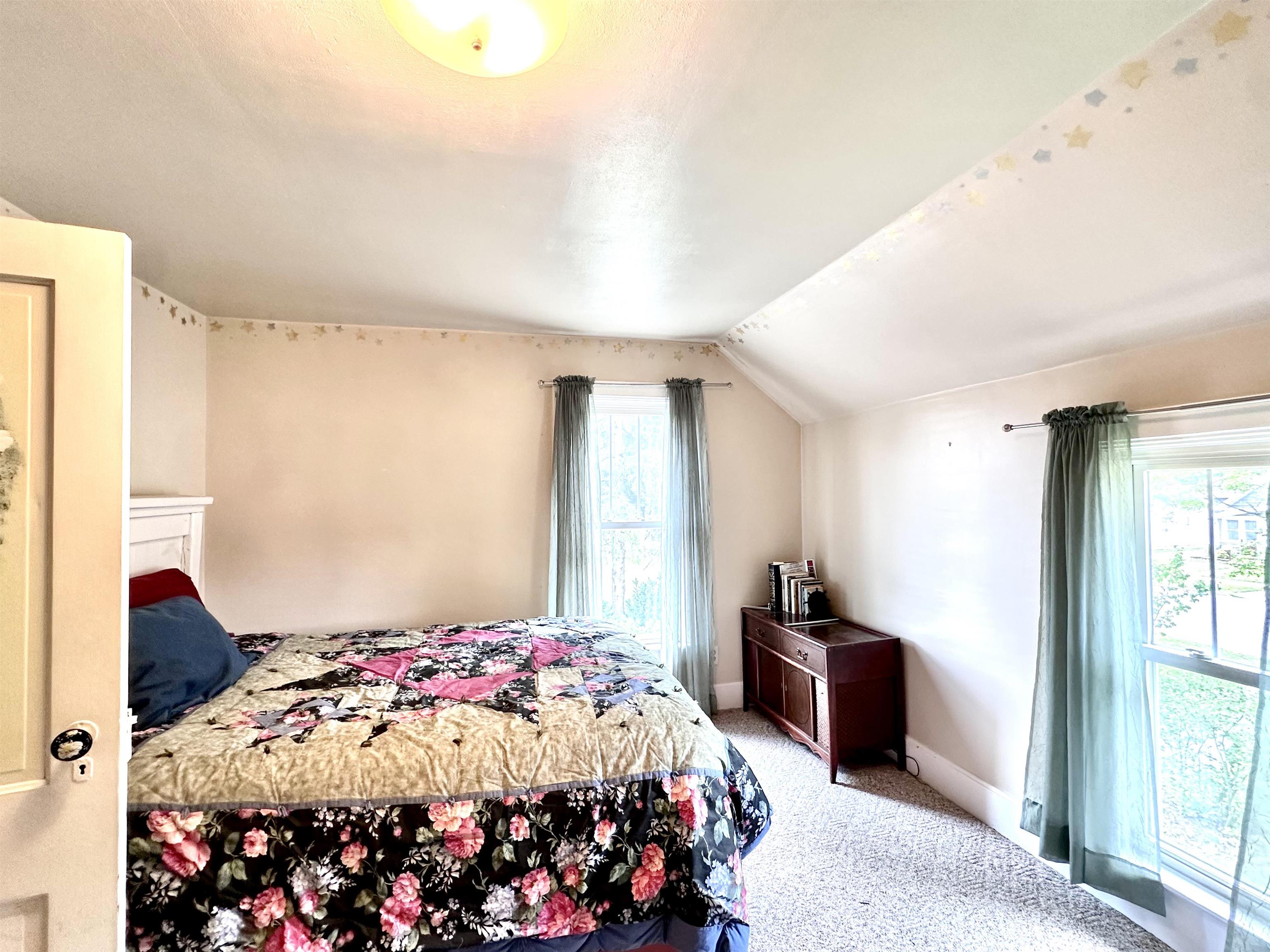 404 BRUCE STREET, New London, Wisconsin 54961, 3 Bedrooms Bedrooms, ,2 BathroomsBathrooms,Residential,For Sale,404 BRUCE STREET,22603674