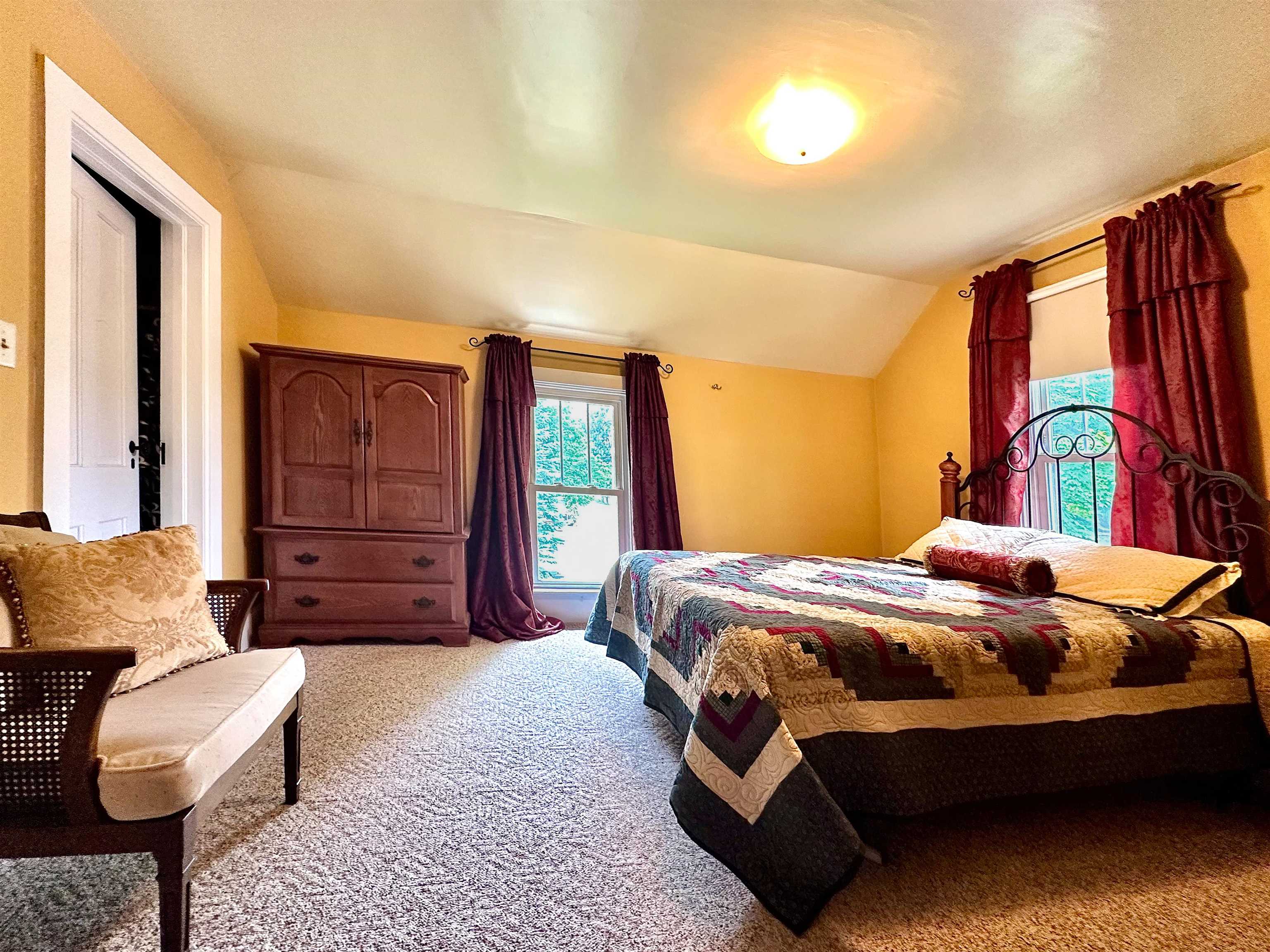 404 BRUCE STREET, New London, Wisconsin 54961, 3 Bedrooms Bedrooms, ,2 BathroomsBathrooms,Residential,For Sale,404 BRUCE STREET,22603674