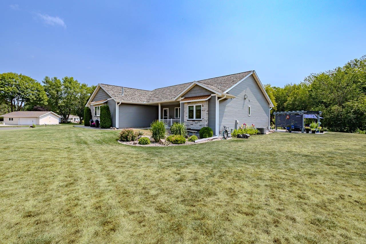 148325 SAINT FRANCIS WAY, Wausau, Wisconsin 54401, 3 Bedrooms Bedrooms, ,2 BathroomsBathrooms,Residential,For Sale,148325 SAINT FRANCIS WAY,22603675