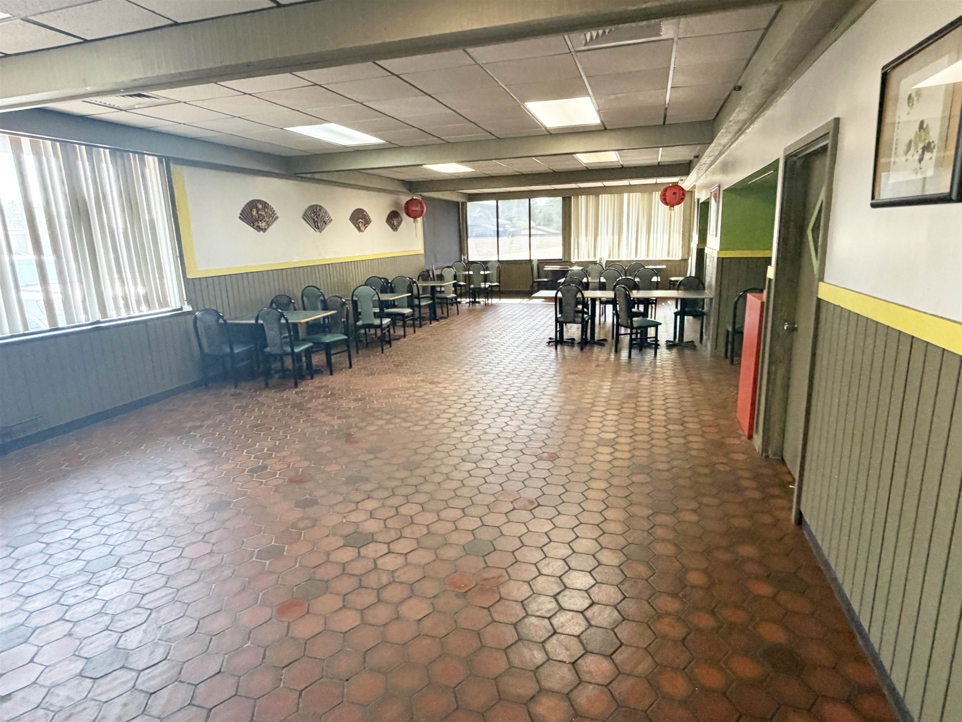 829 GRAND AVENUE, Schofield, Wisconsin 54476, ,Commercial/industrial,For Sale,829 GRAND AVENUE,22603677