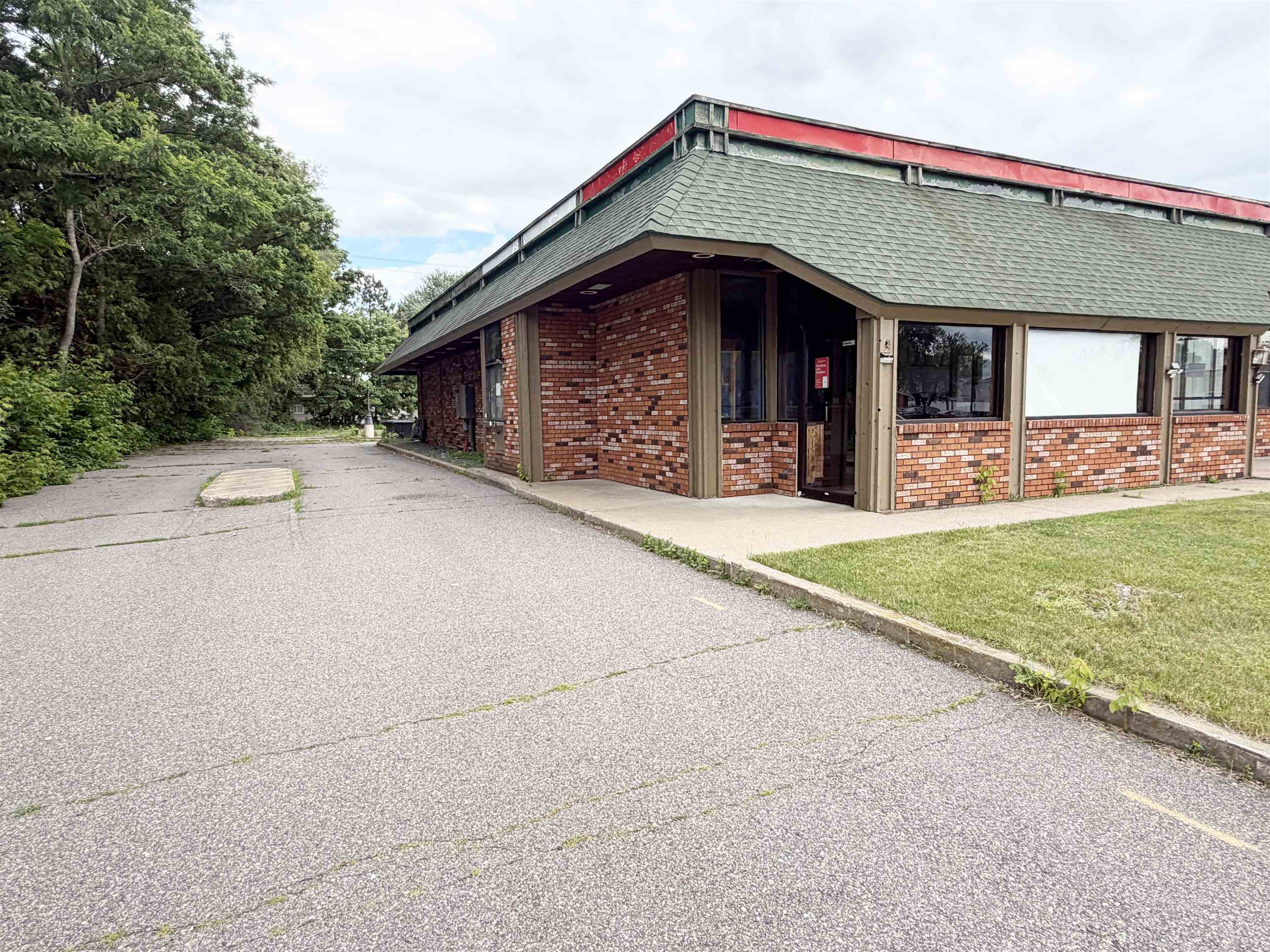 829 GRAND AVENUE, Schofield, Wisconsin 54476, ,Commercial/industrial,For Sale,829 GRAND AVENUE,22603677
