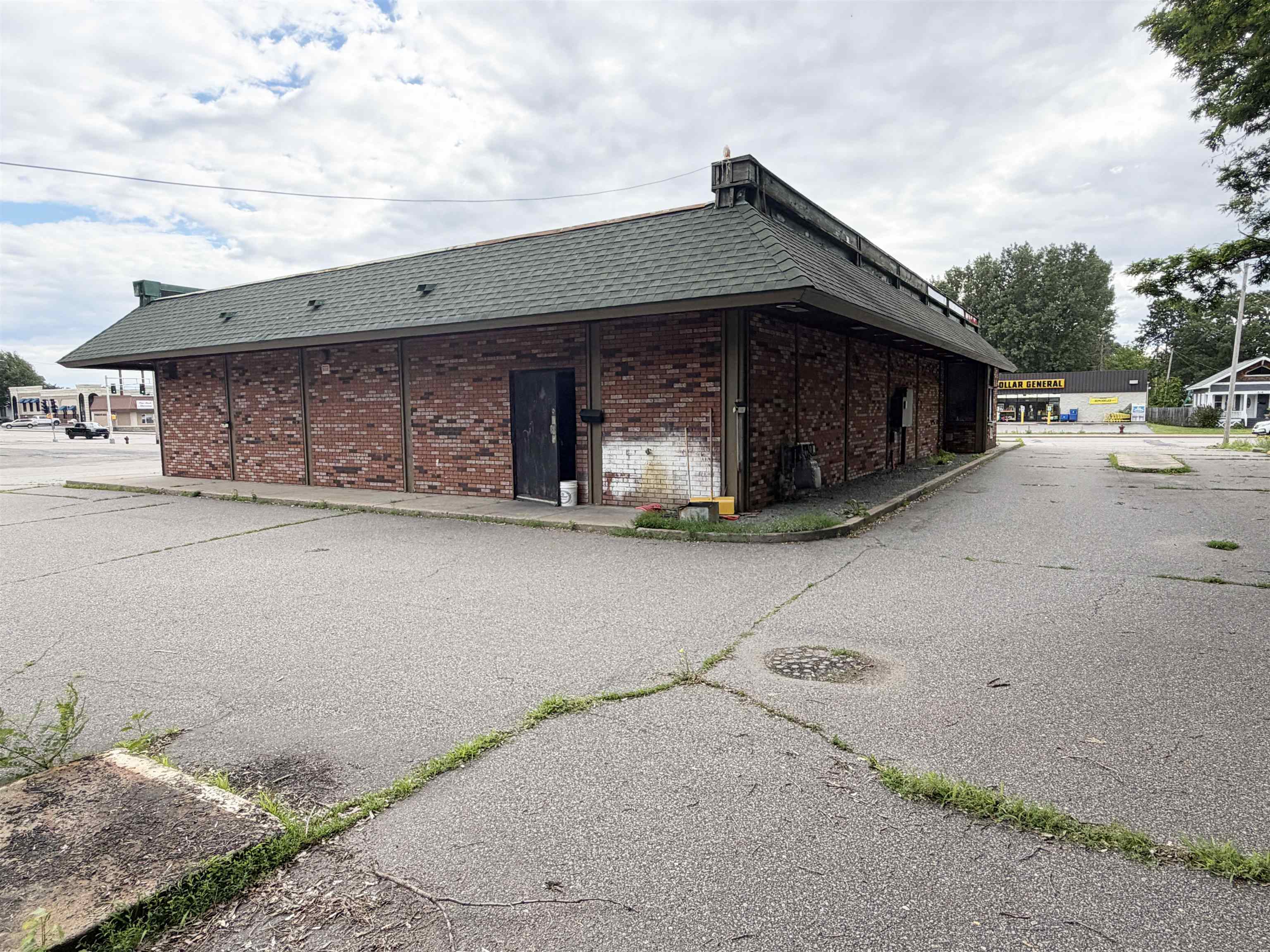 829 GRAND AVENUE, Schofield, Wisconsin 54476, ,Commercial/industrial,For Sale,829 GRAND AVENUE,22603677