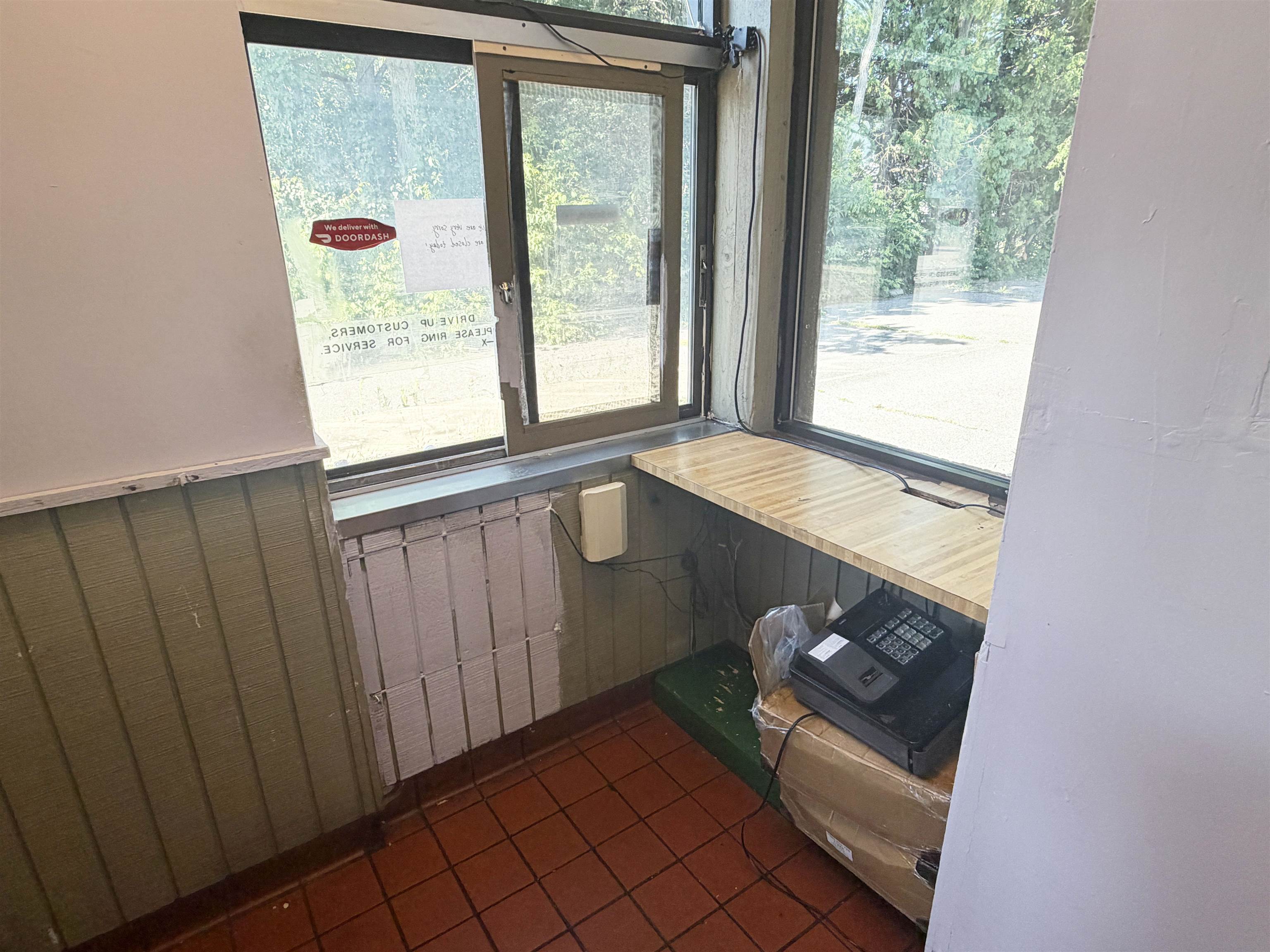 829 GRAND AVENUE, Schofield, Wisconsin 54476, ,Commercial/industrial,For Rent,829 GRAND AVENUE,22603680