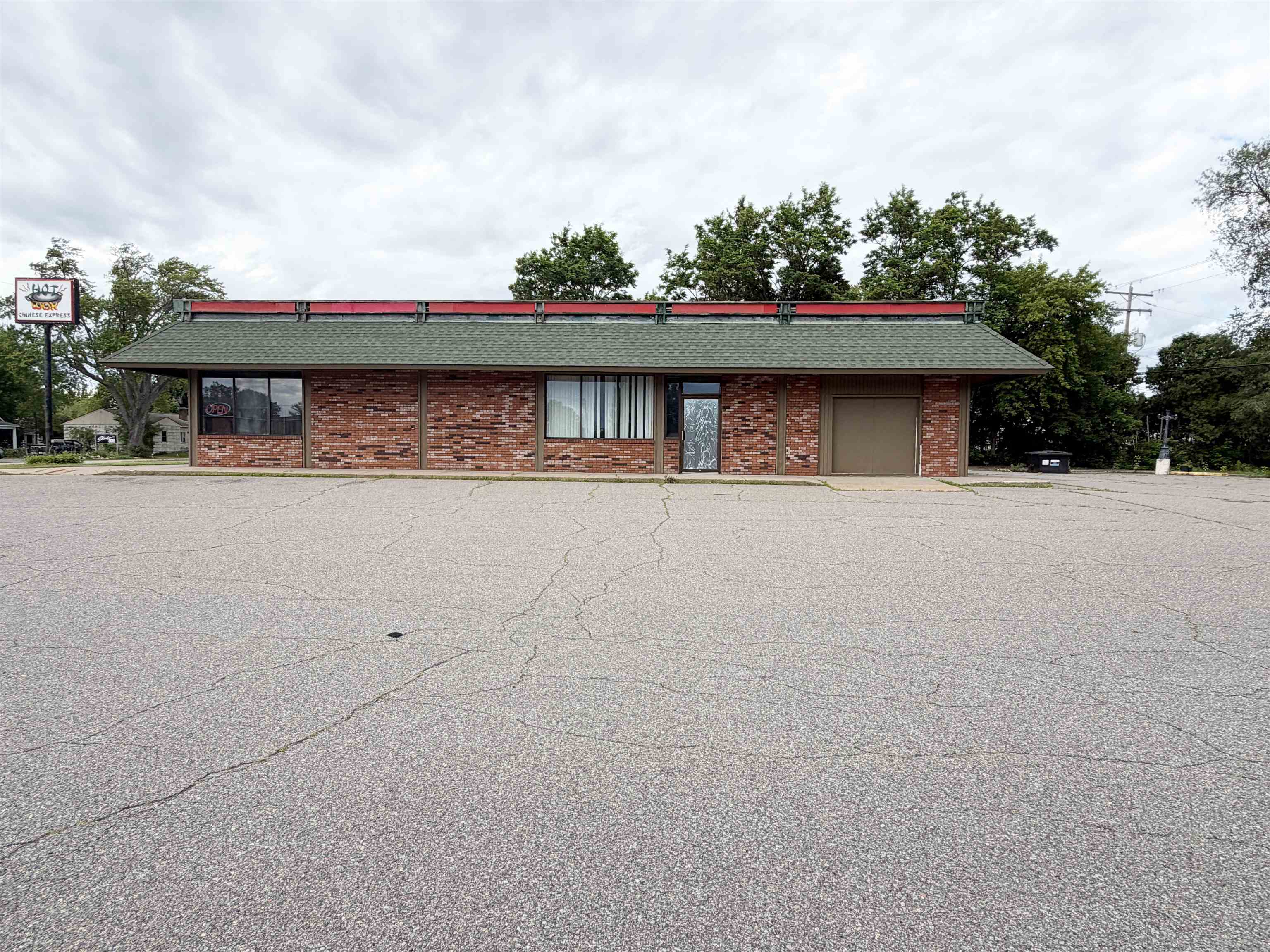 829 GRAND AVENUE, Schofield, Wisconsin 54476, ,Commercial/industrial,For Rent,829 GRAND AVENUE,22603680