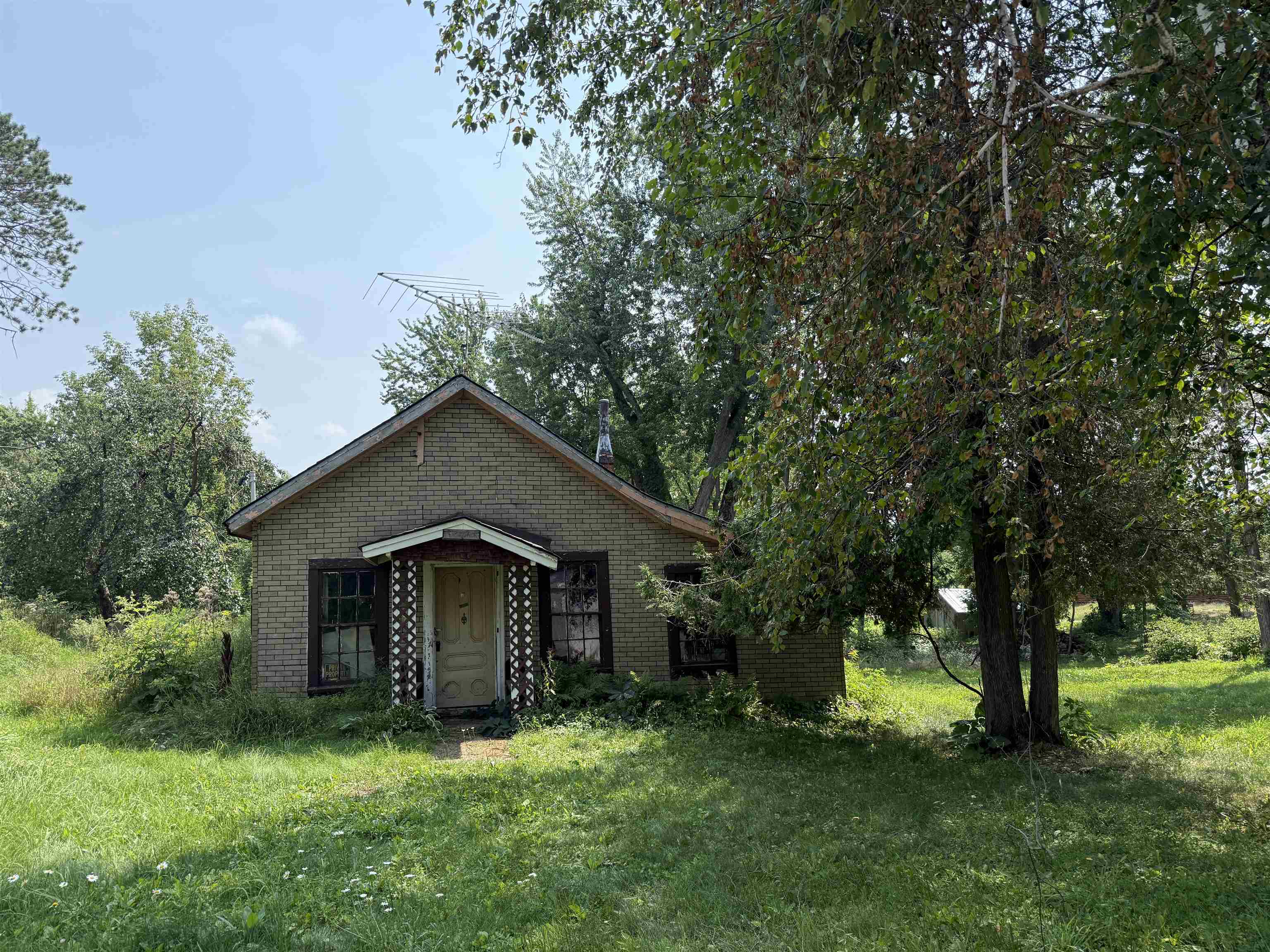 183247 BEECKMAN STREET, Birnamwood, Wisconsin 54414, 1 Bedroom Bedrooms, ,1 BathroomBathrooms,Residential,For Sale,183247 BEECKMAN STREET,22603683