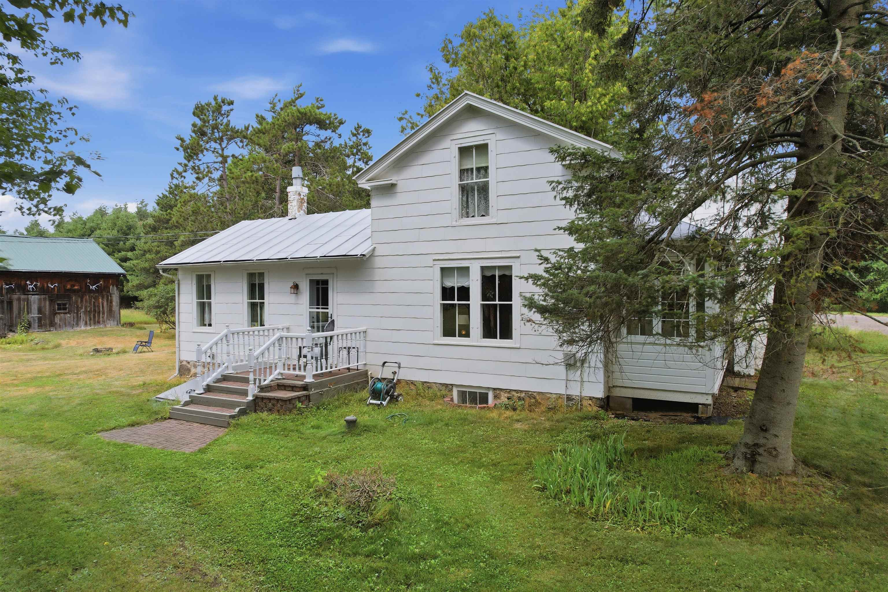 N7929 COUNTY ROAD J, Iola, Wisconsin 54945, 3 Bedrooms Bedrooms, ,2 BathroomsBathrooms,Residential,For Sale,N7929 COUNTY ROAD J,22603688