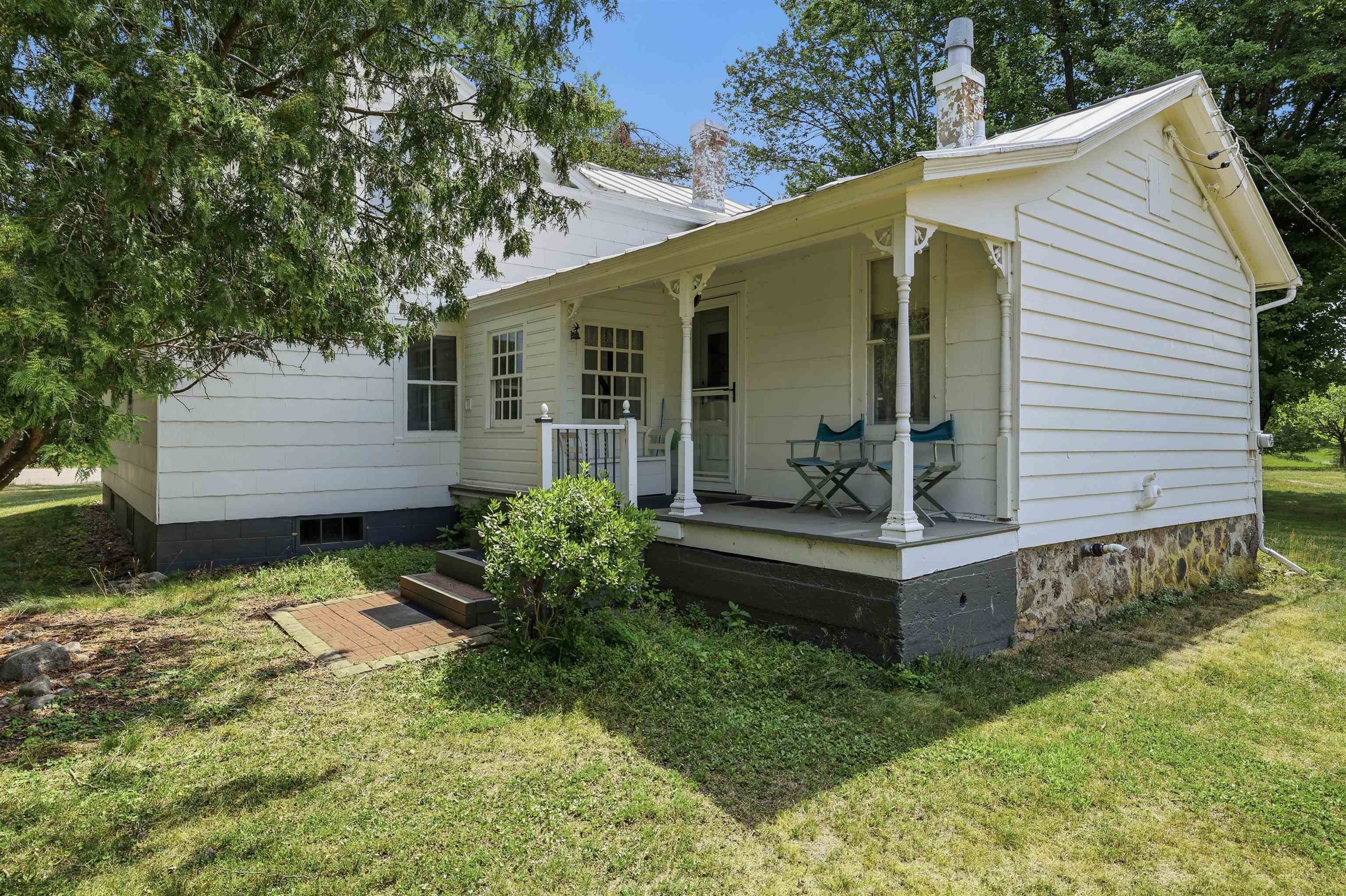 N7929 COUNTY ROAD J, Iola, Wisconsin 54945, 3 Bedrooms Bedrooms, ,2 BathroomsBathrooms,Residential,For Sale,N7929 COUNTY ROAD J,22603688