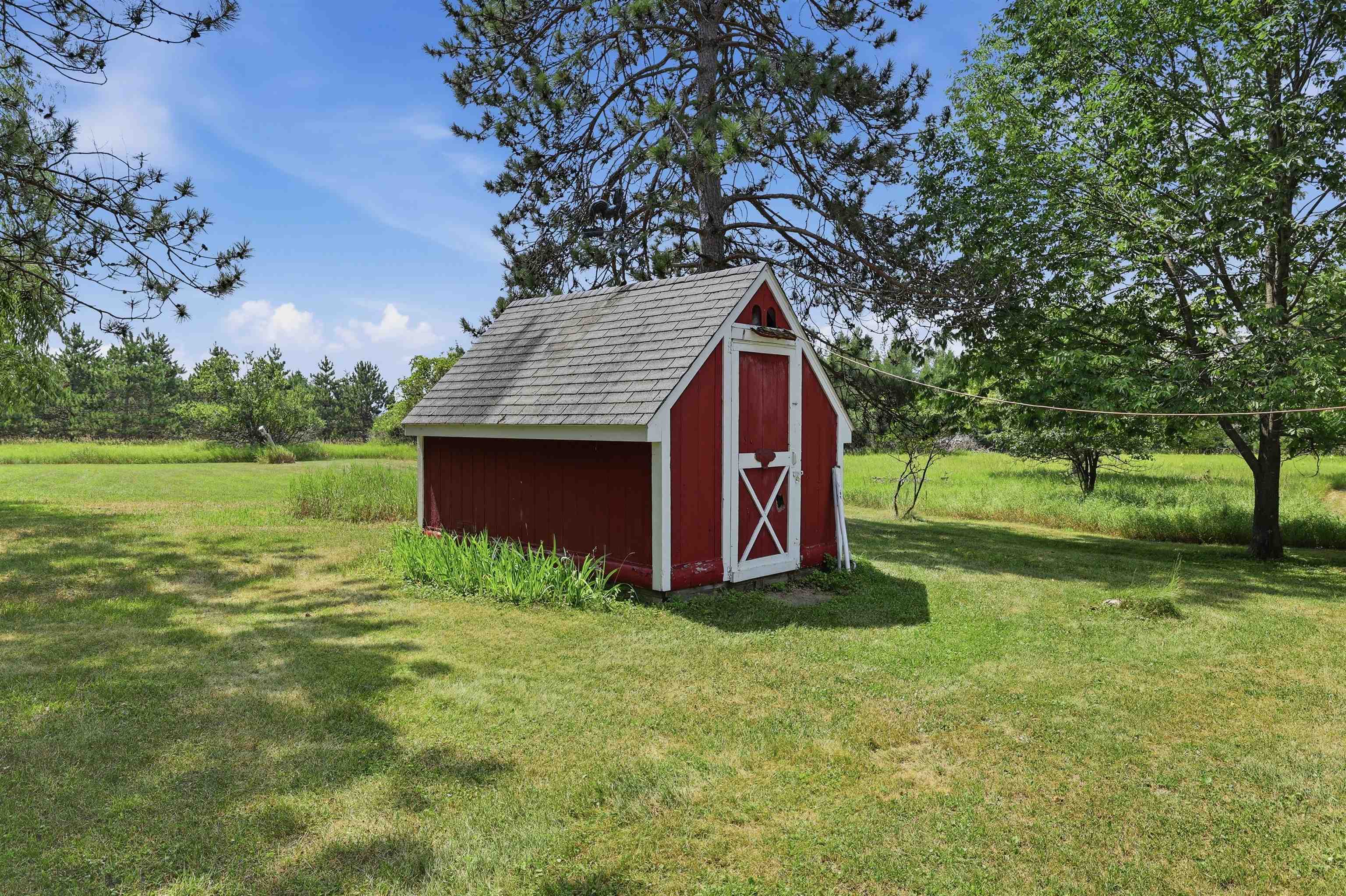 N7929 COUNTY ROAD J, Iola, Wisconsin 54945, 3 Bedrooms Bedrooms, ,2 BathroomsBathrooms,Residential,For Sale,N7929 COUNTY ROAD J,22603688