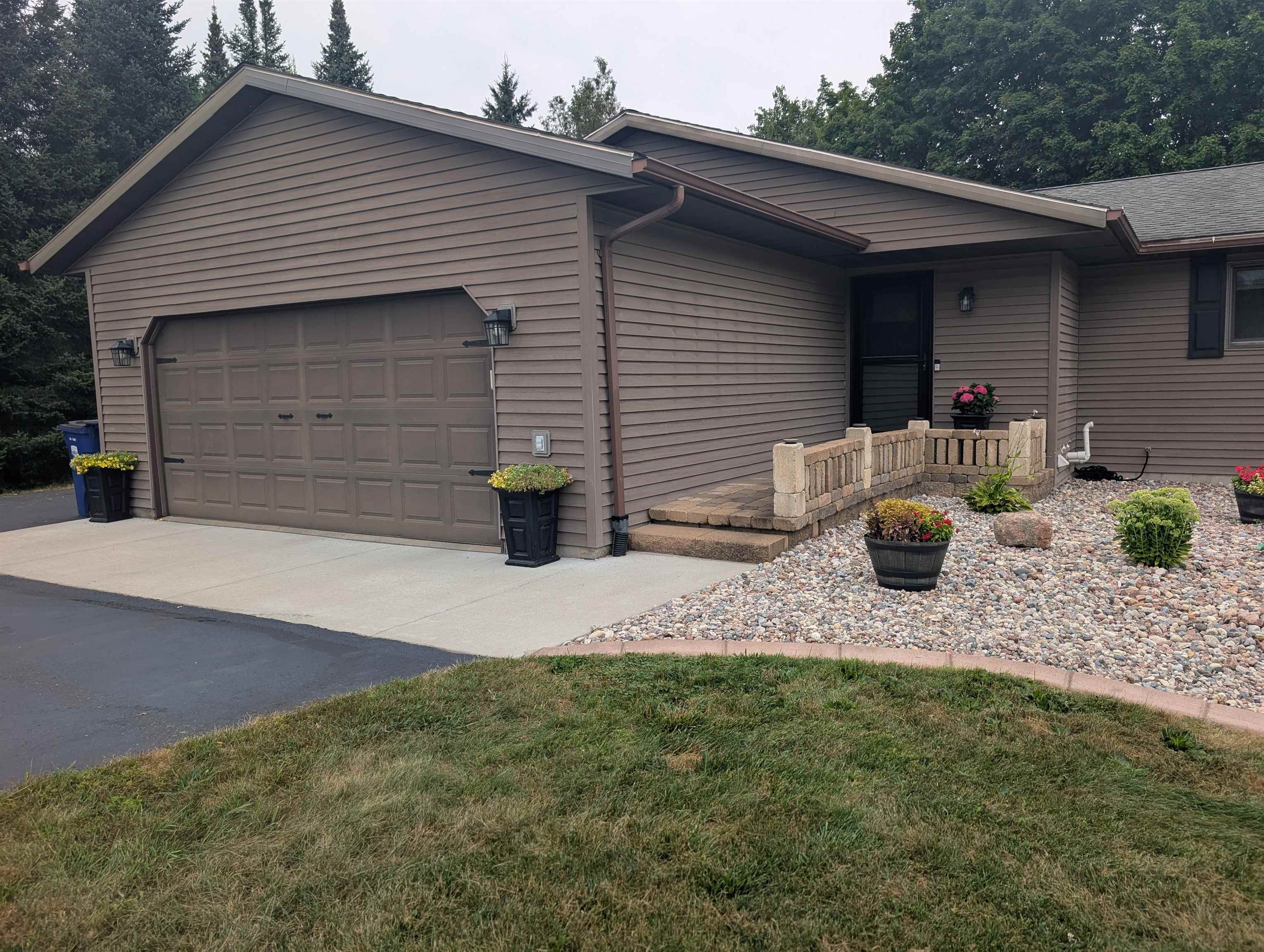 N6572 RAVEN LANE, Wittenberg, Wisconsin 54499, 4 Bedrooms Bedrooms, ,2 BathroomsBathrooms,Residential,For Sale,N6572 RAVEN LANE,22603690